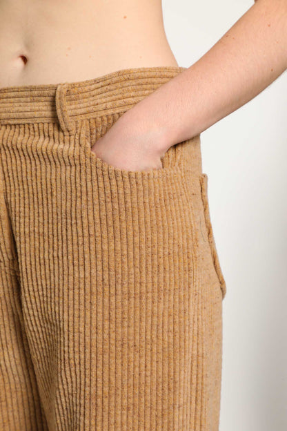 Clair Pants in Corduroy