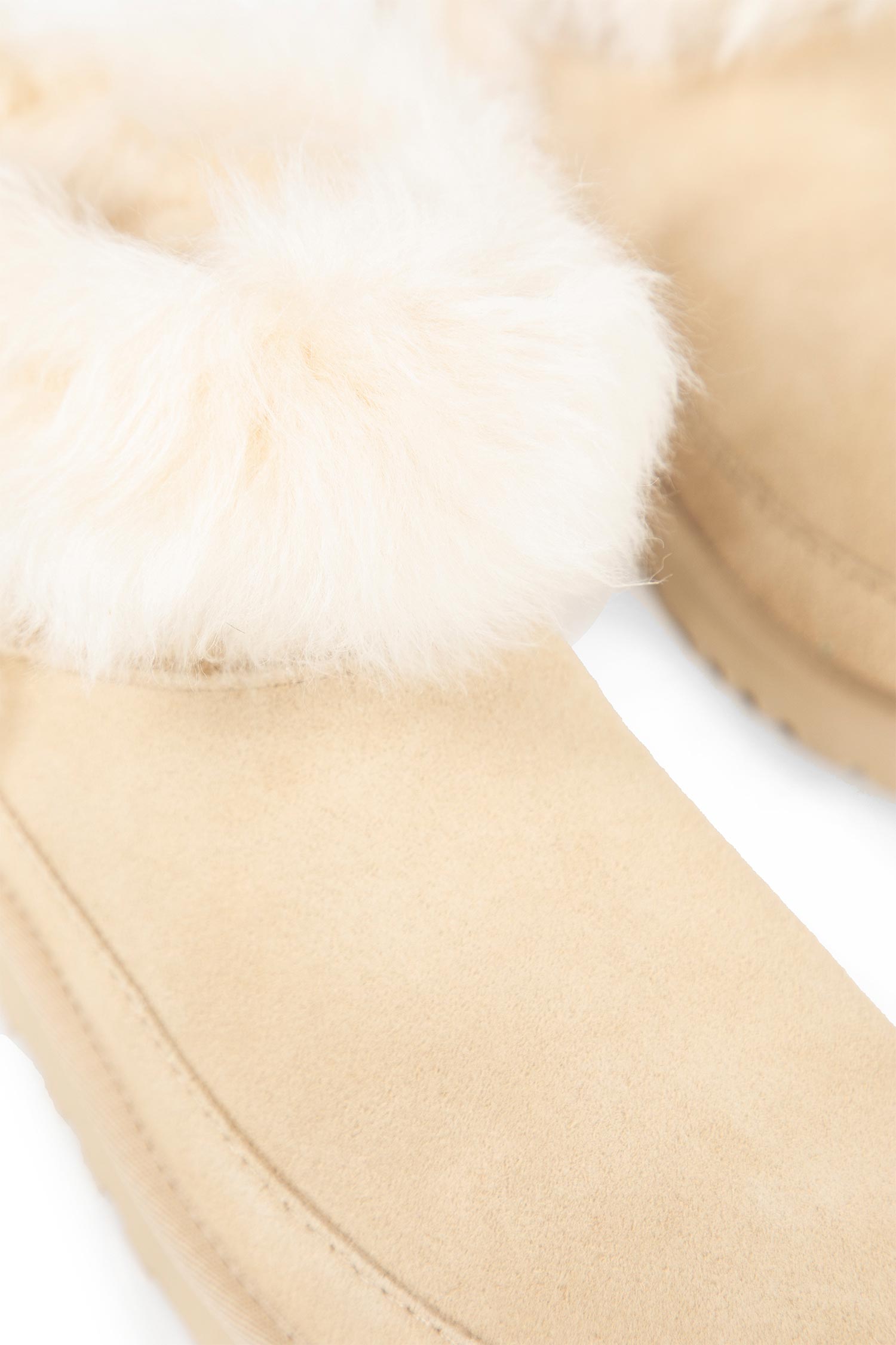 UGG WOMAN BEIGE BOOTS