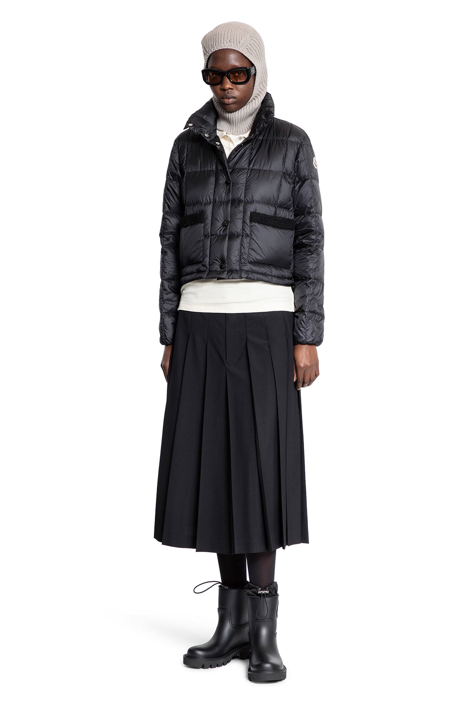 MONCLER WOMAN BLACK JACKETS