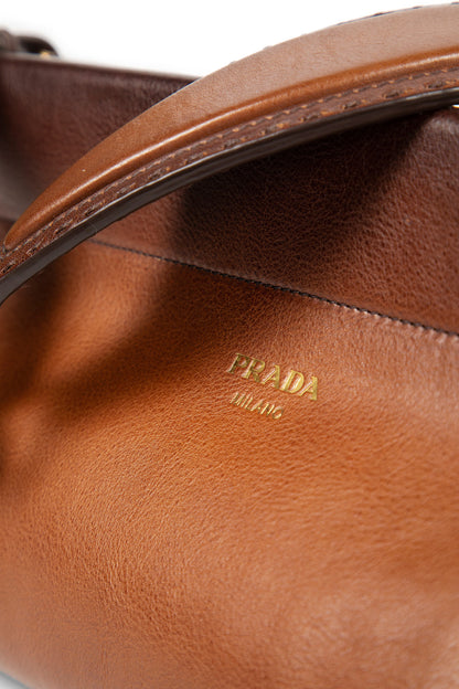 Enchaîné medium leather bag