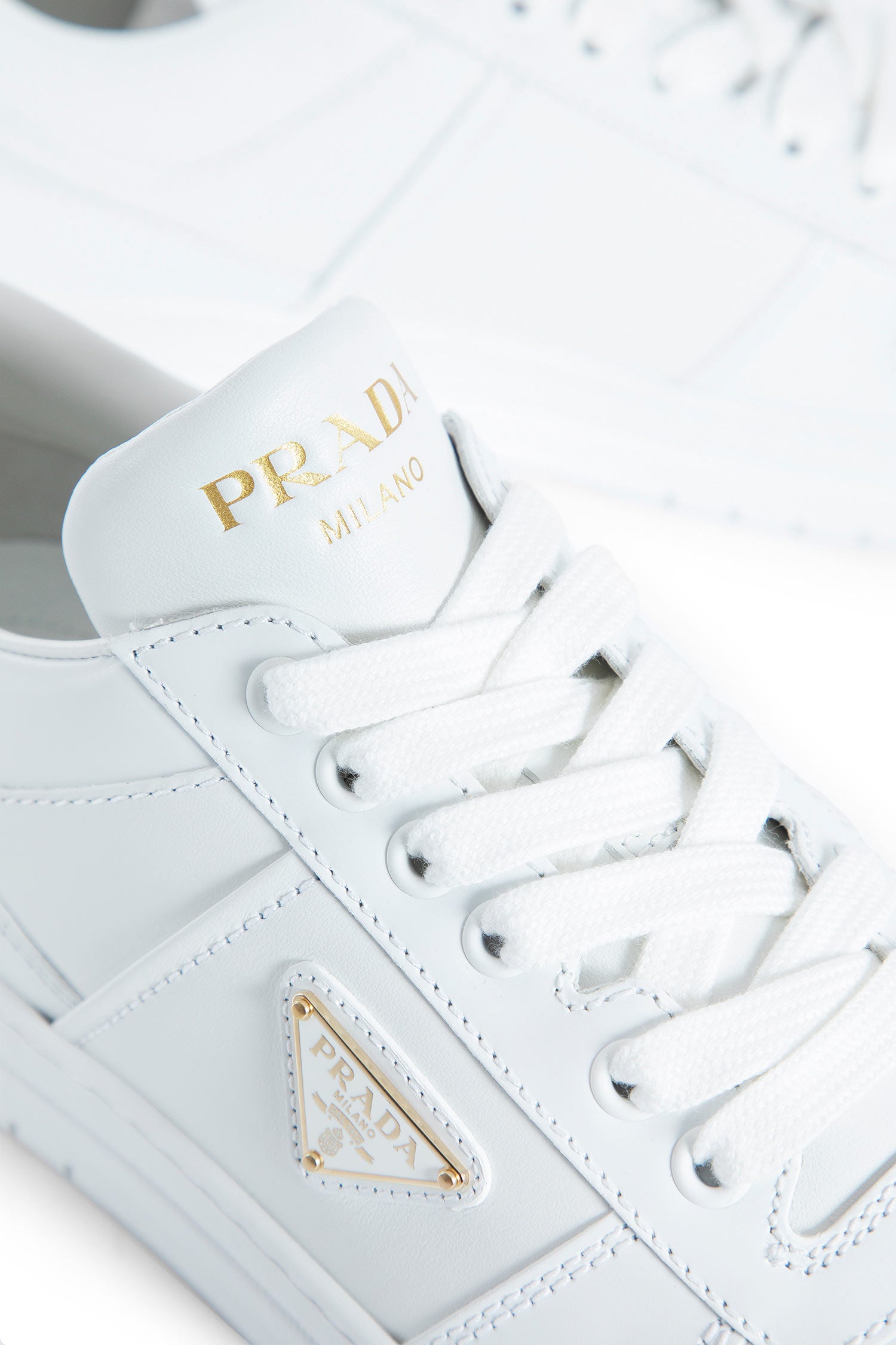 Downtown Leather Sneakers - Antonioli.eu