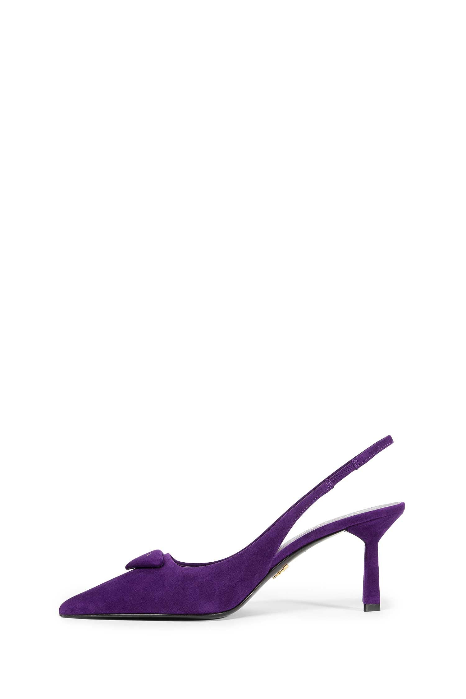 PRADA WOMAN PURPLE PUMPS