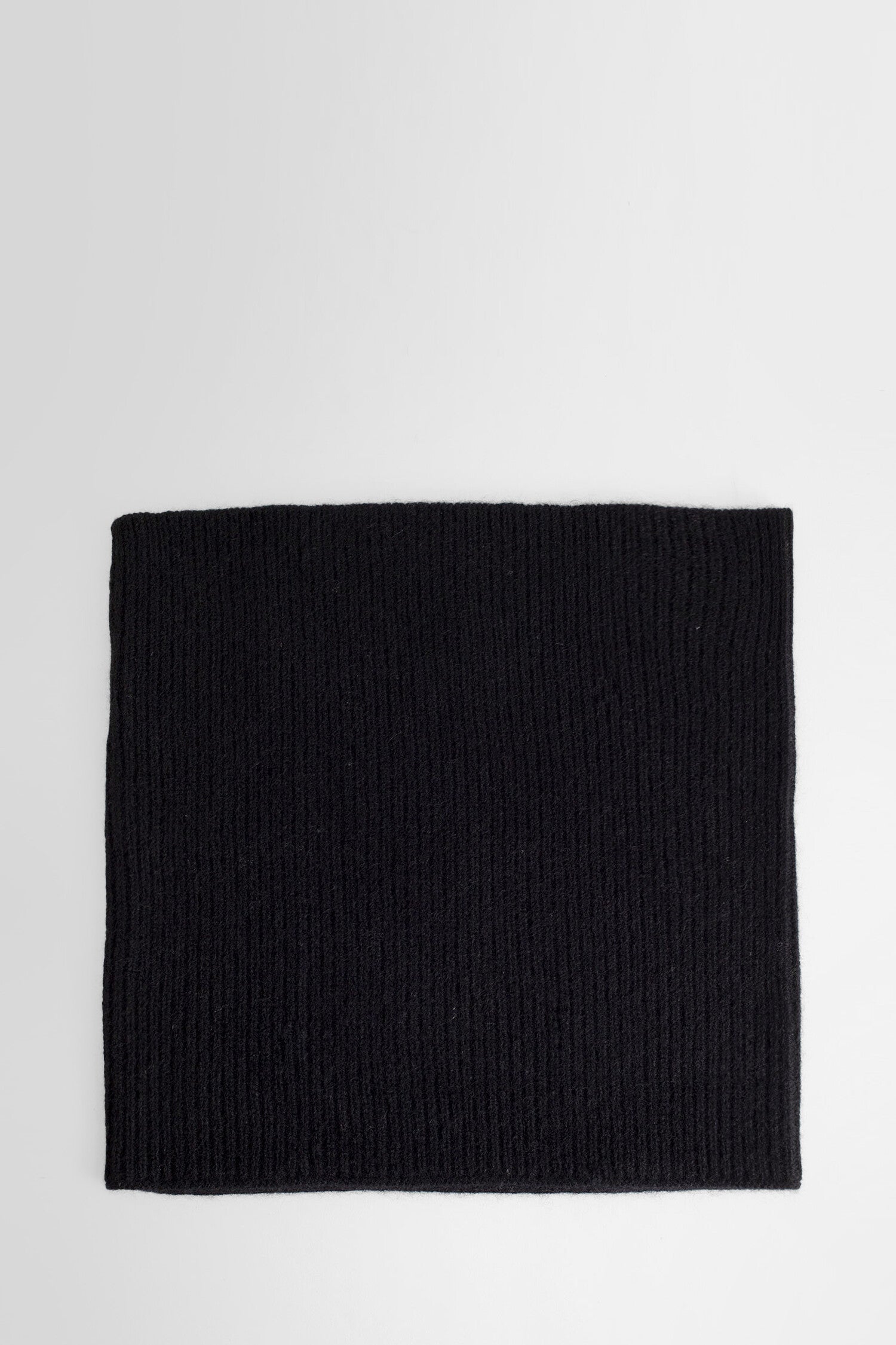 Ribbed Knit Cashmere Neck Warmer