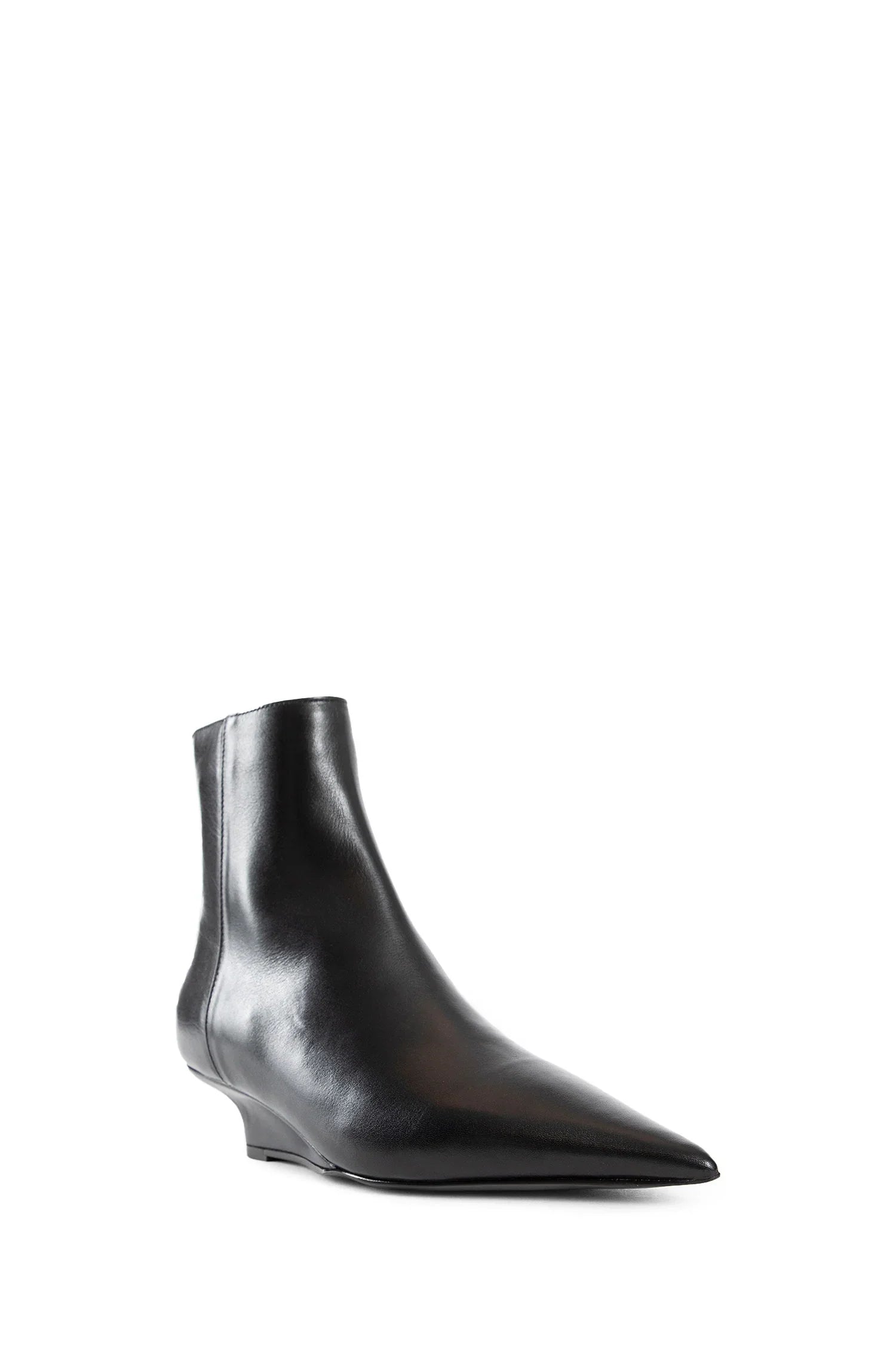 Sharp Leather Ankle Boots - Antonioli.eu