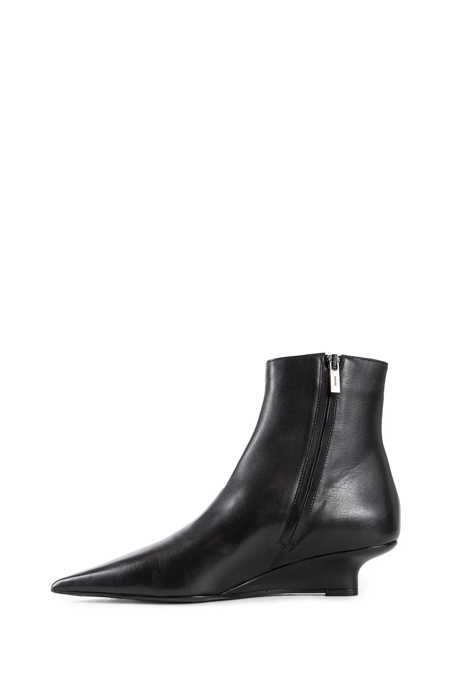 Sharp Leather Ankle Boots - Antonioli.eu
