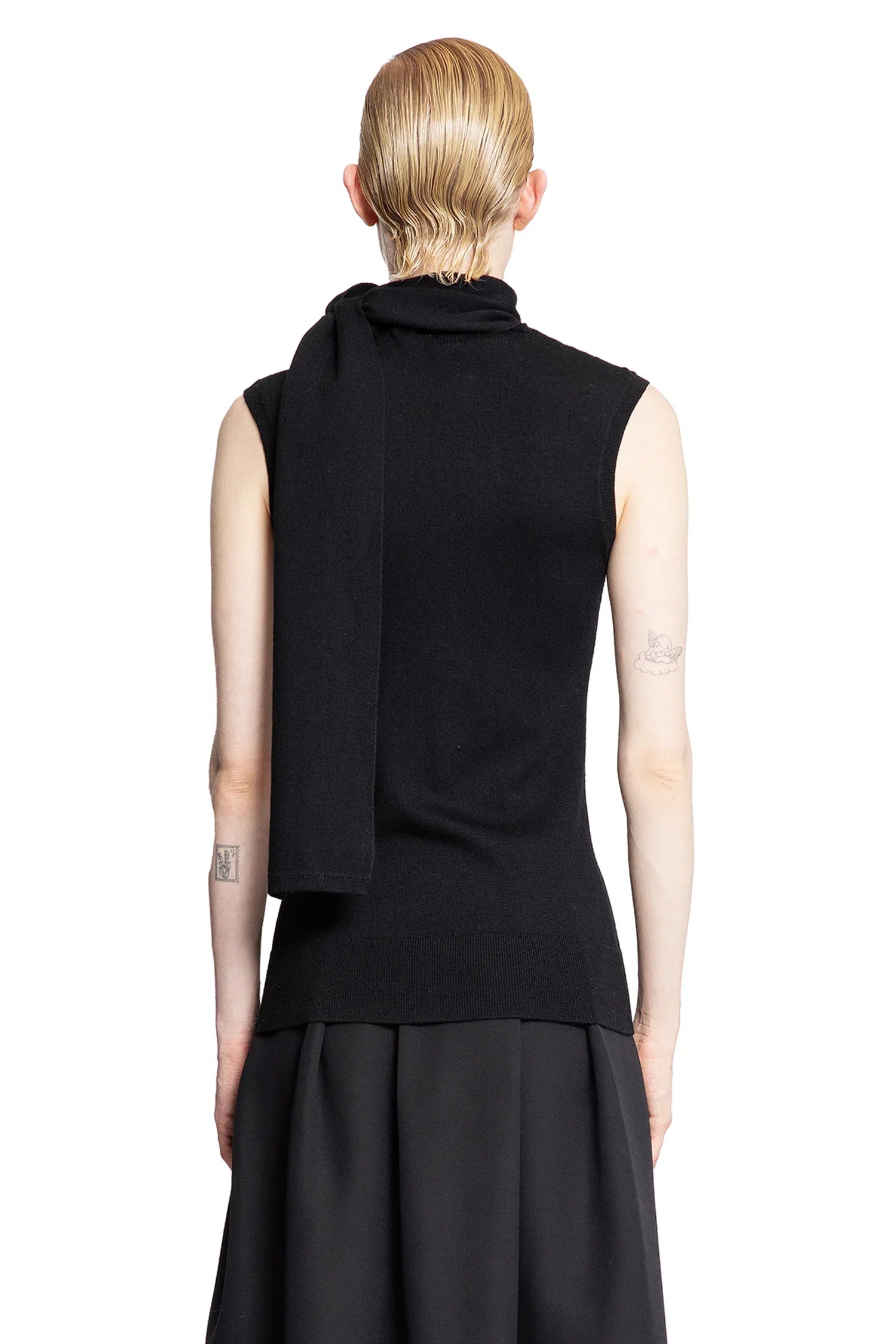 Sleeveless scarf knit top - Antonioli.eu