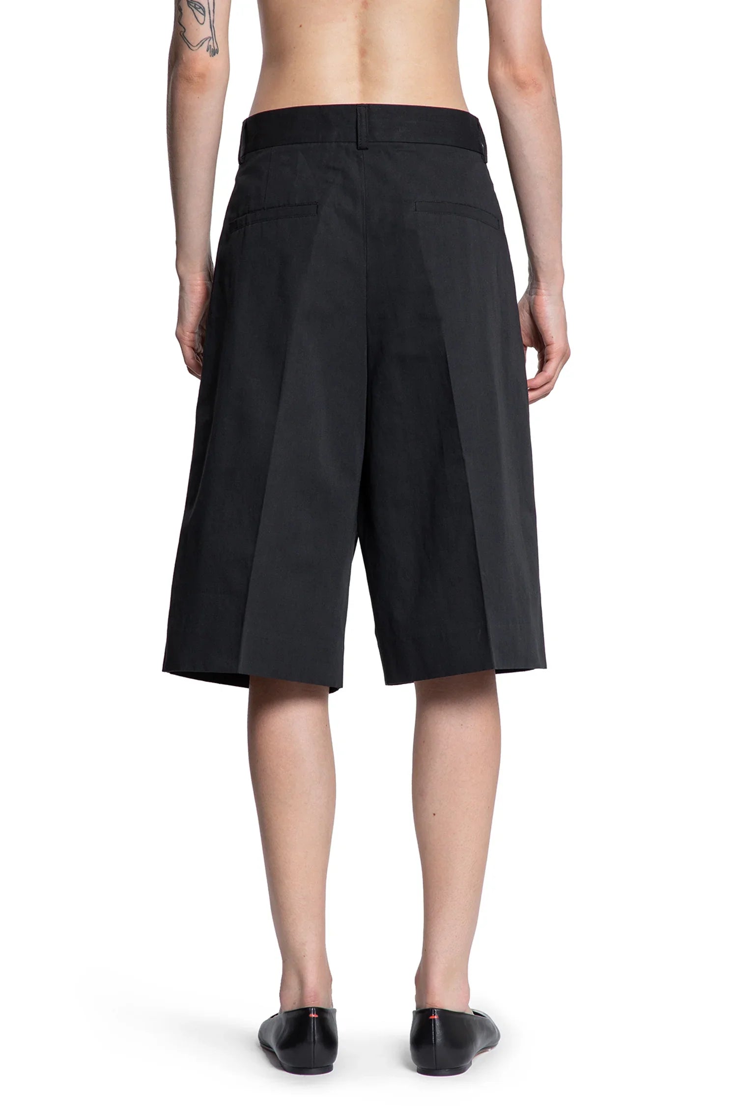 TOTEME WOMAN BLACK SHORTS - Antonioli.eu