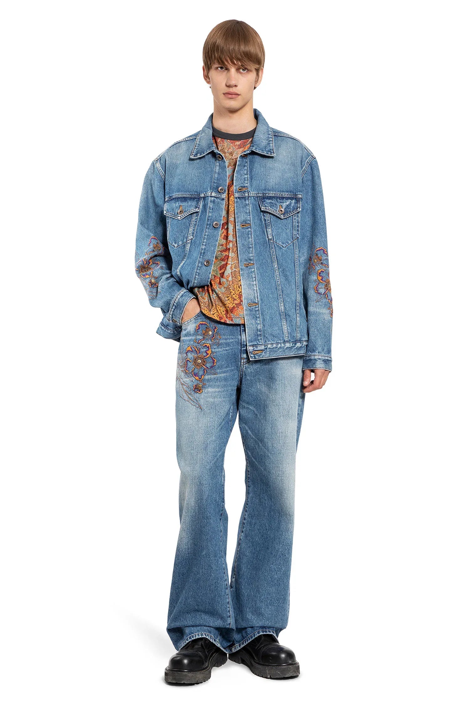 Embroidered Flowers Denim Jacket - Antonioli.eu