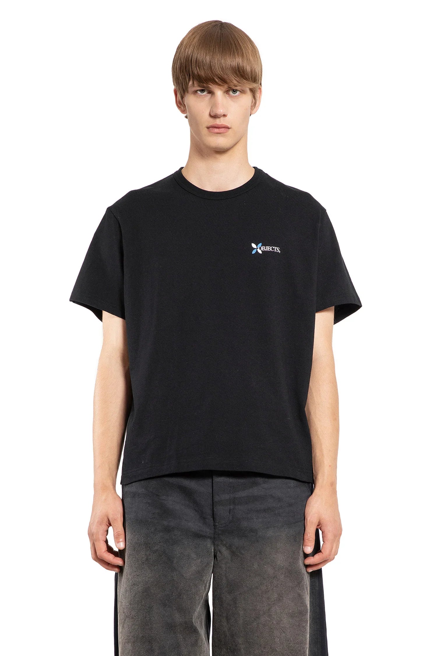 Objects Tee - Antonioli.eu