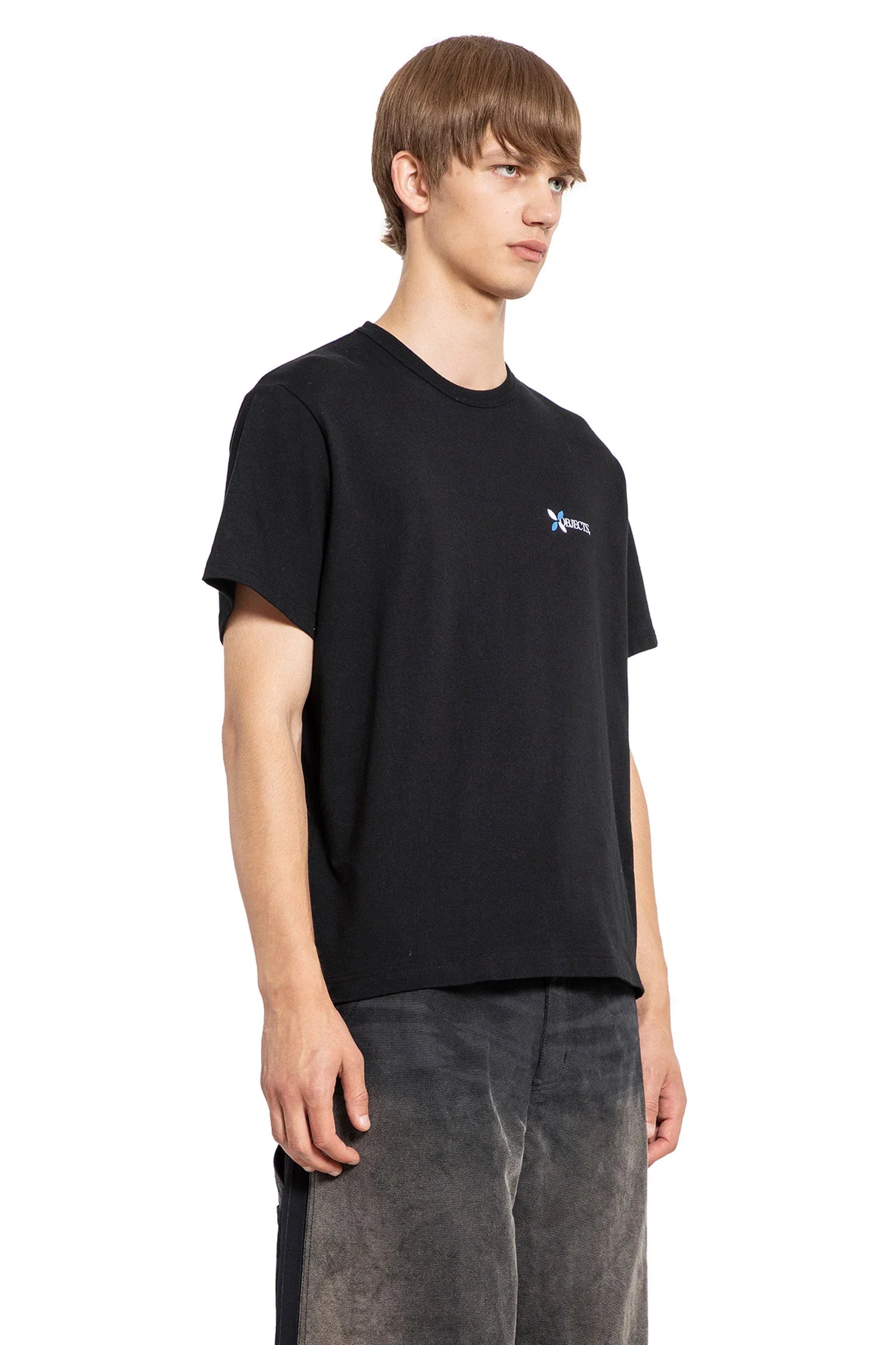 Objects Tee - Antonioli.eu