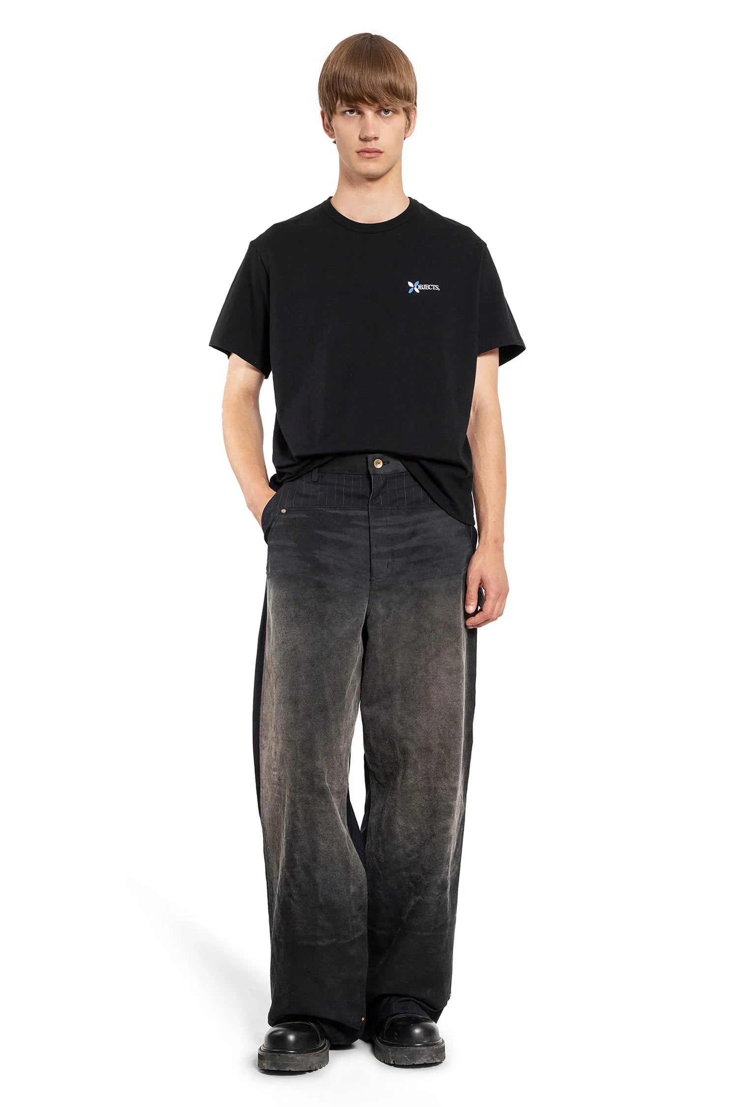 Objects Tee - Antonioli.eu