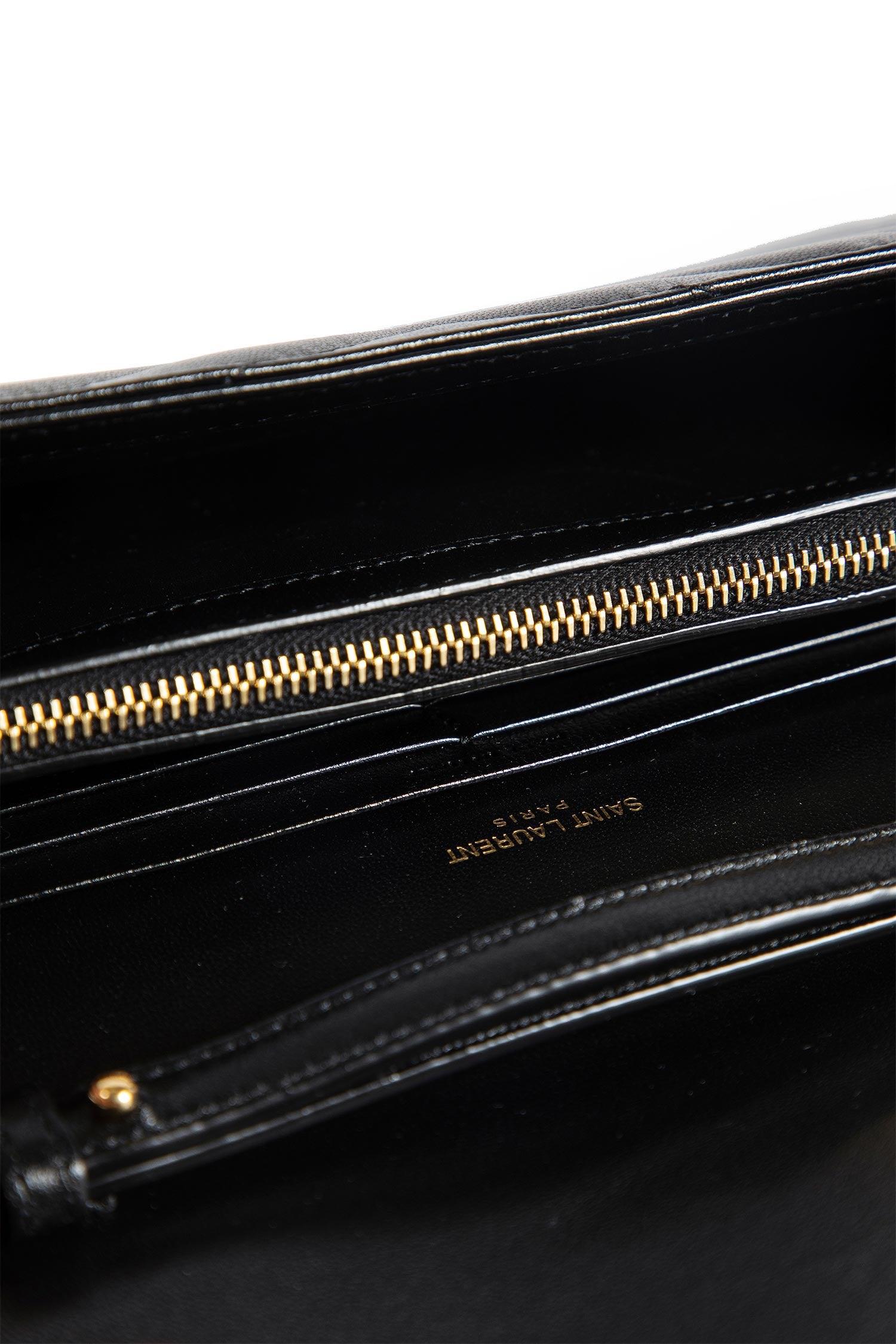 Cassandre Matelassé Chain Wallet