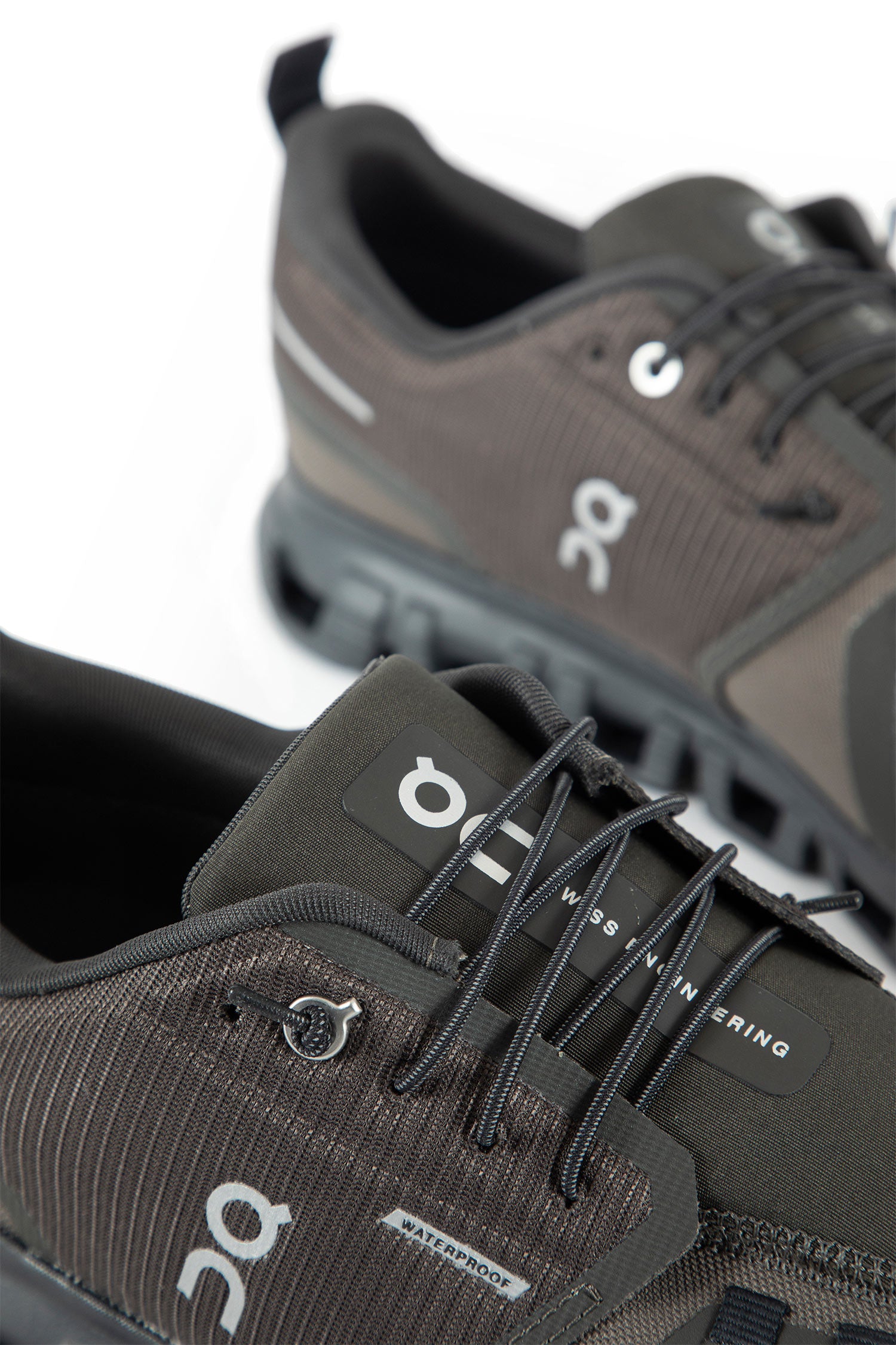 Cloud 6 Sneakers