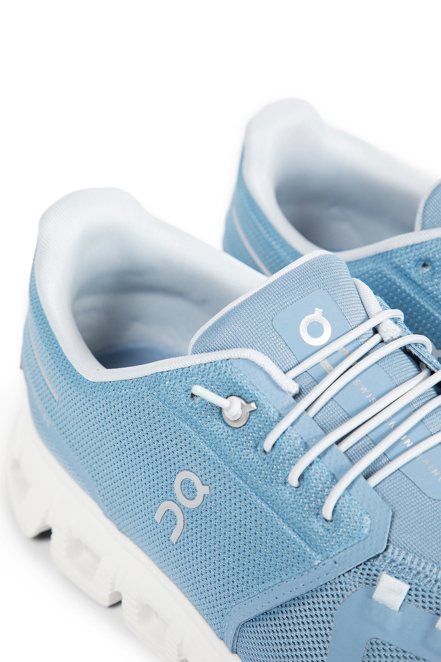 Cloud 6 Sneakers