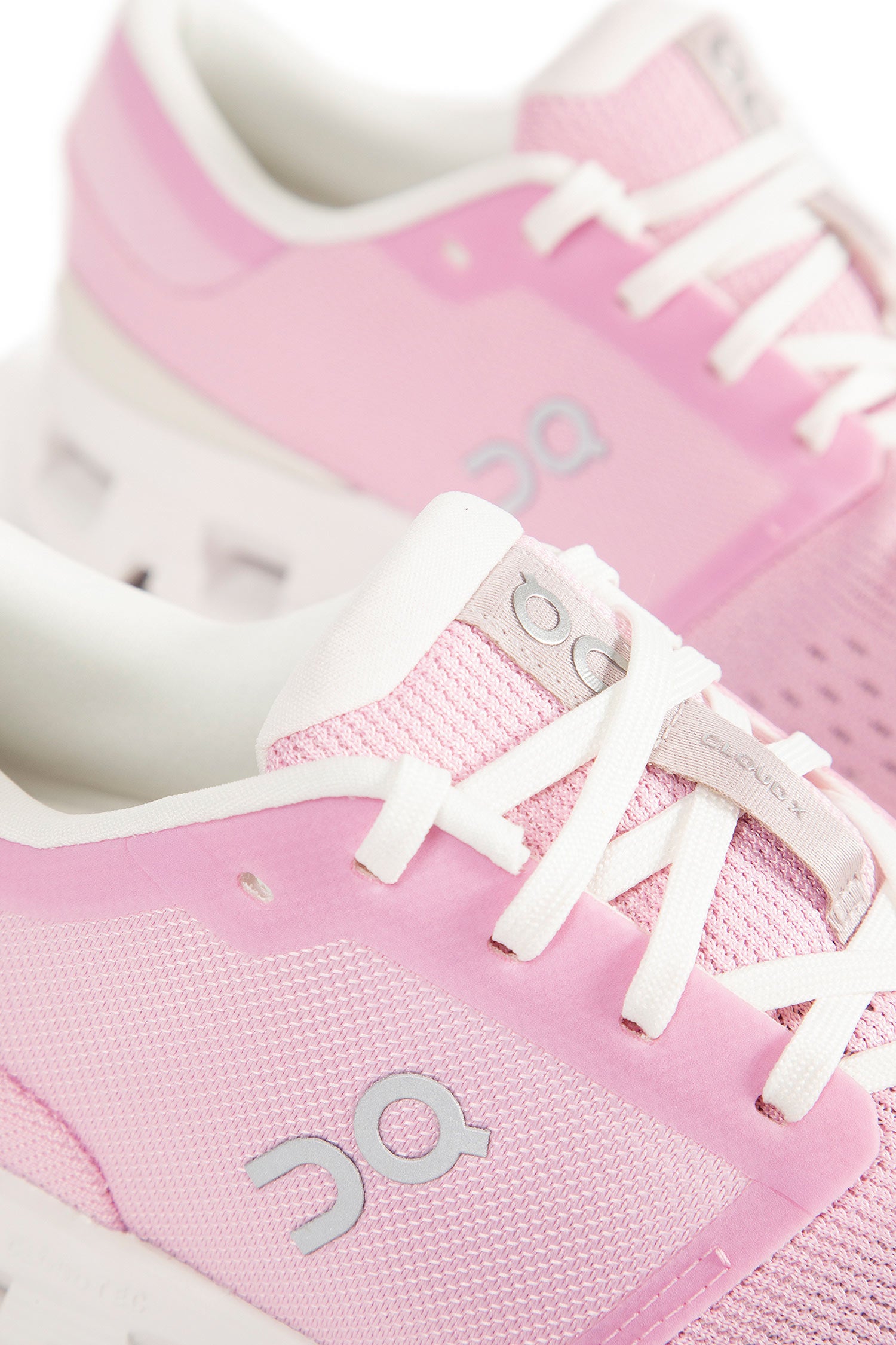 Cloud X4 Sneakers