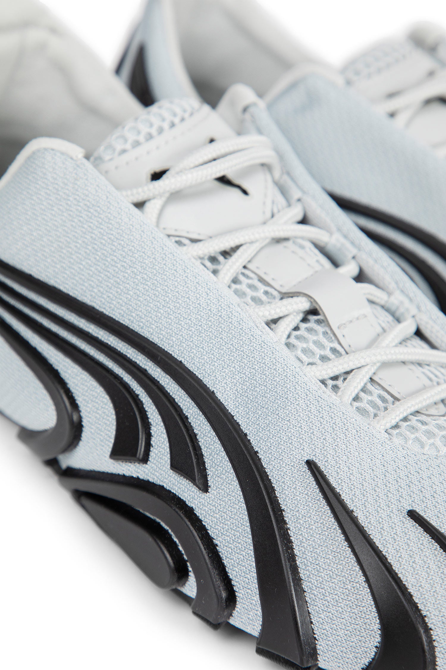 PUMA UNISEX GREY SNEAKERS