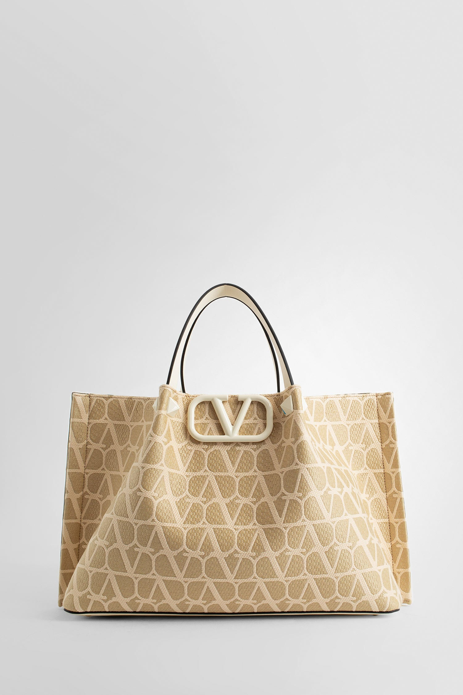 Tote discount bags valentino