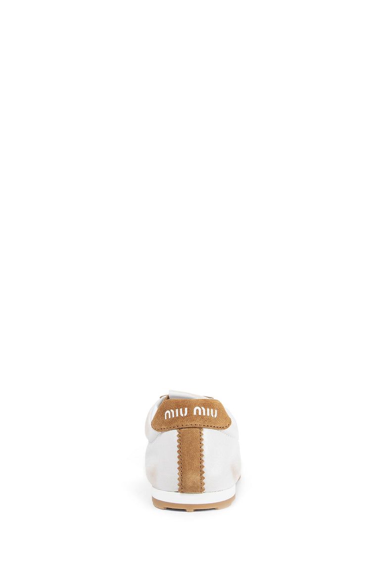 Plume Sneakers