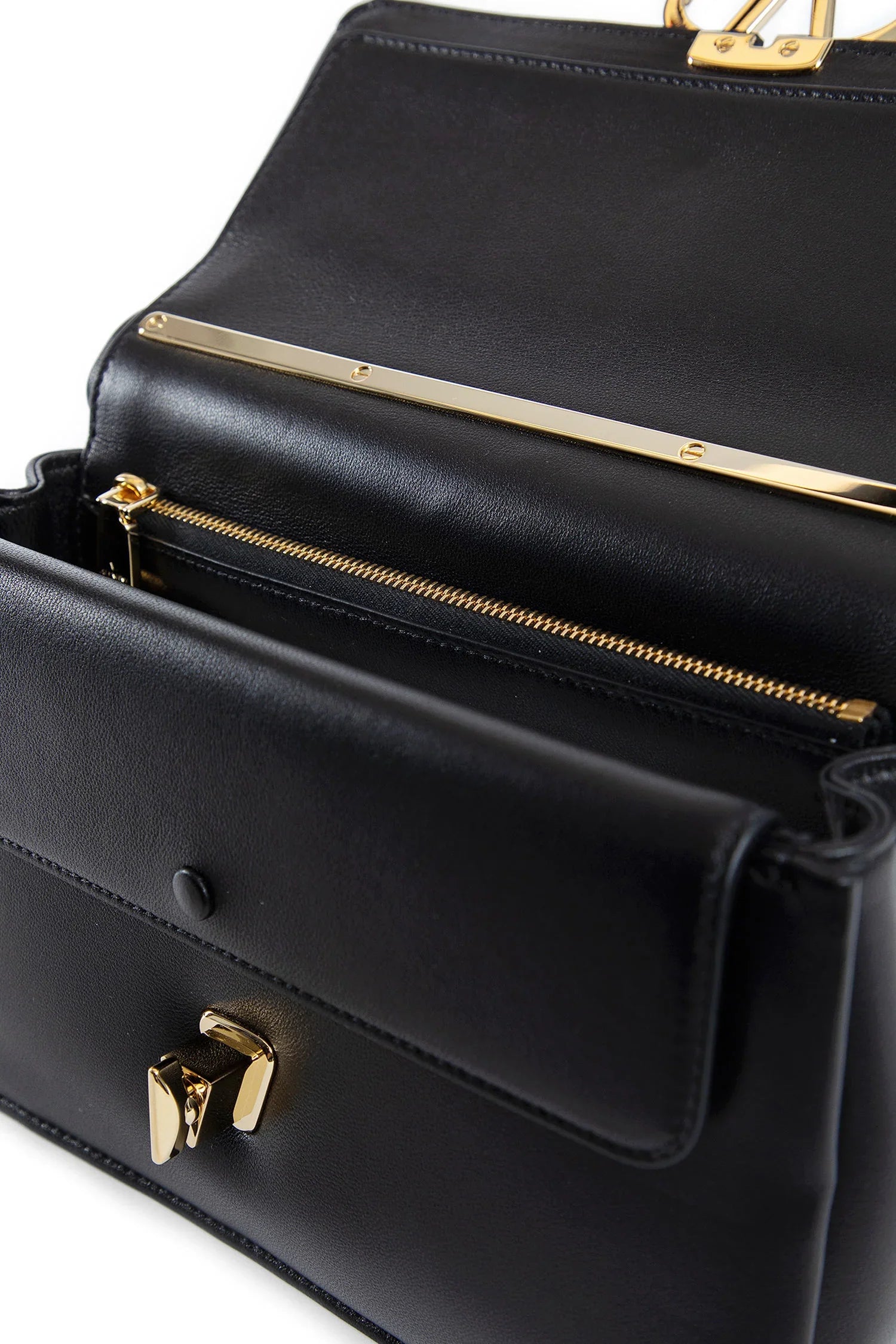 Valentino Garavani VLogo Shoulder Bag - Antonioli.eu