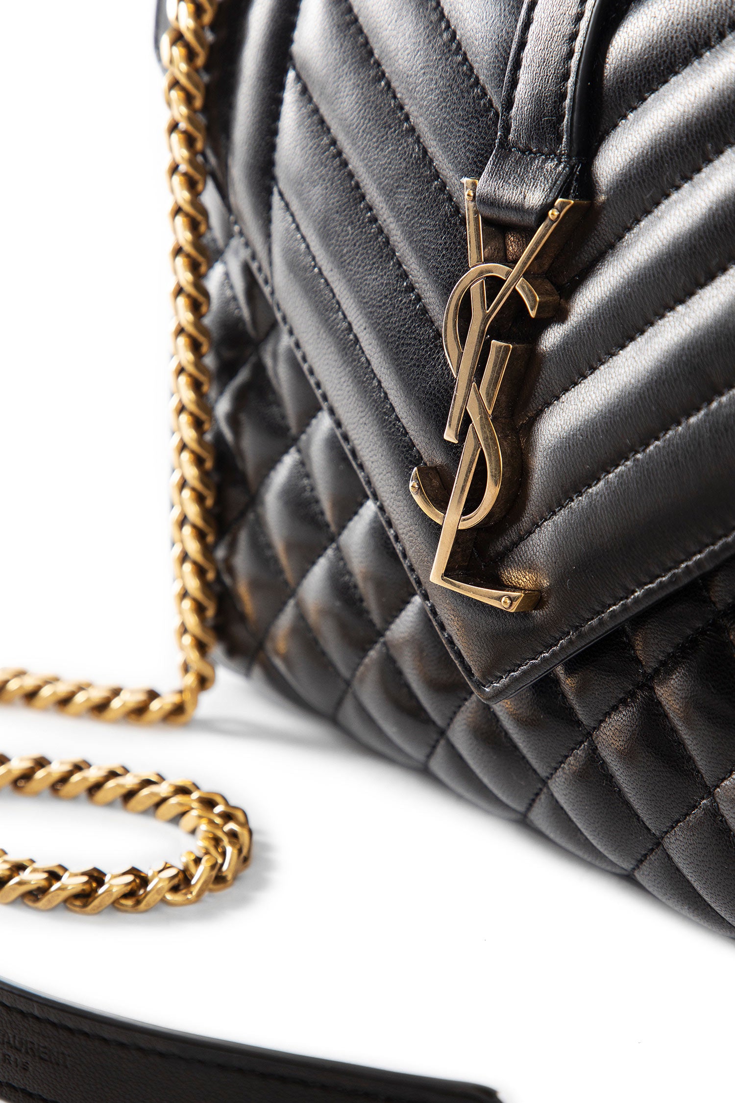 Envelope Medium in Matelassé Lambskin - Antonioli.eu