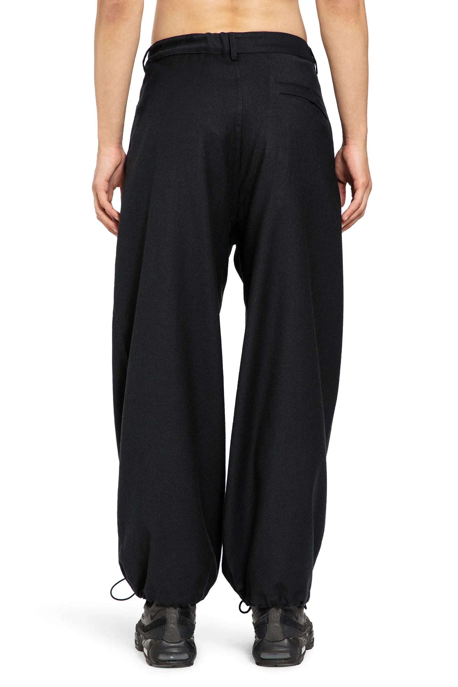 Asymmetrical Wool Pleated Pants - Antonioli.eu