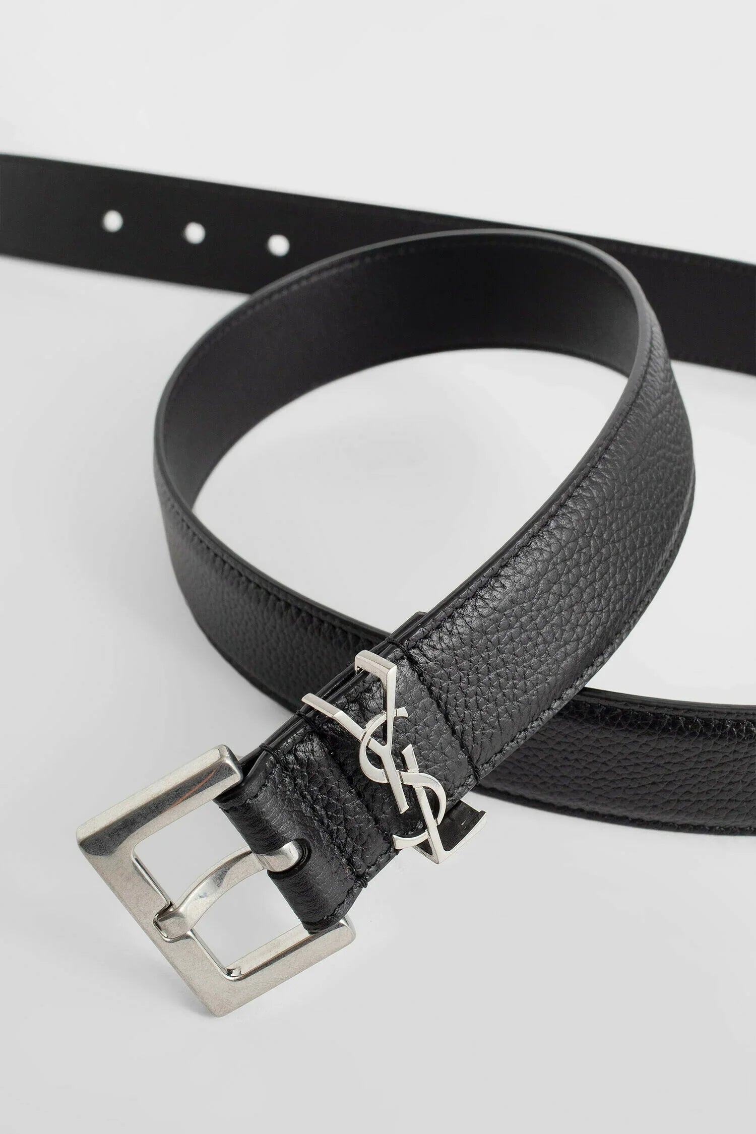 Cassandre Belt in Grained Leather - Antonioli.eu