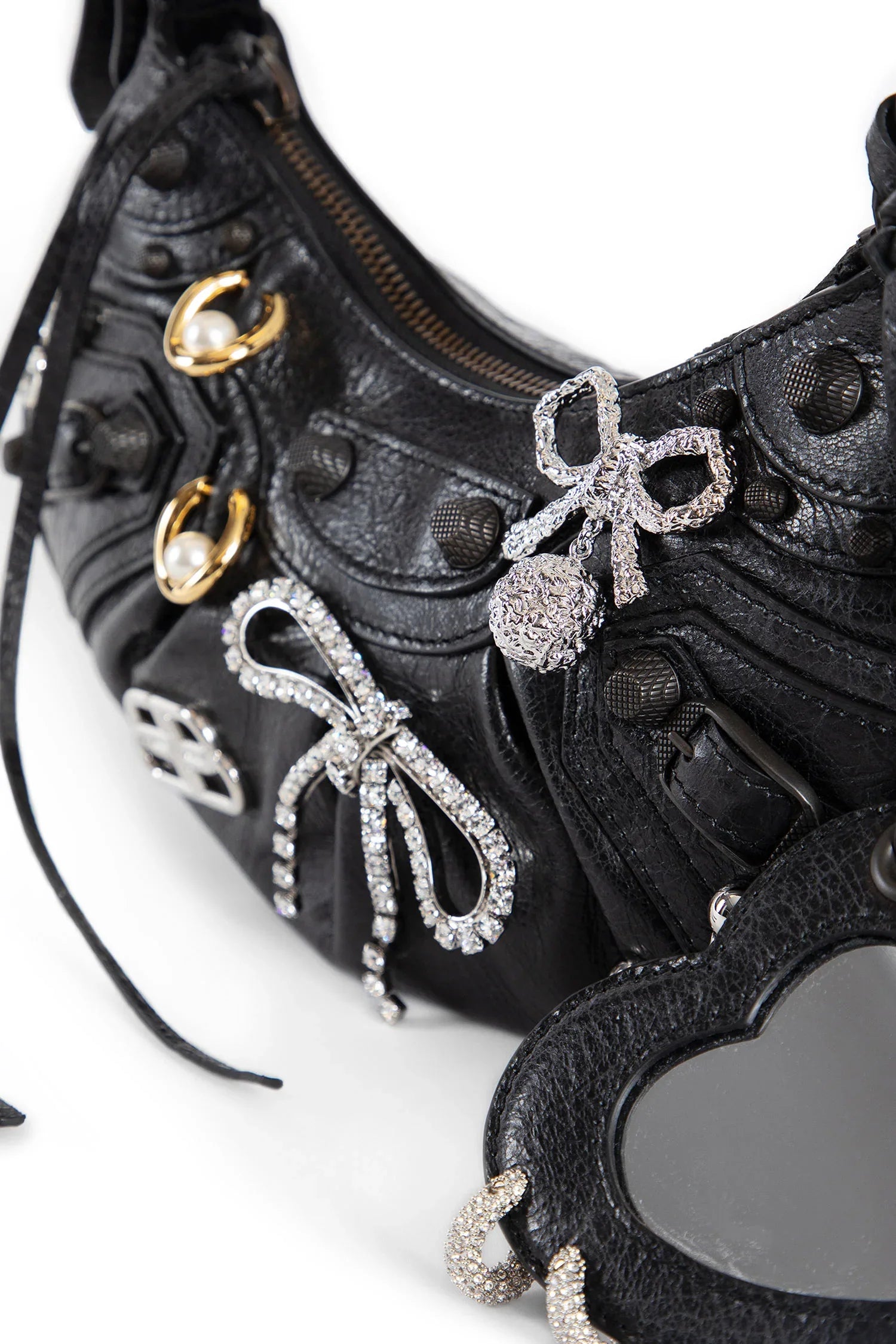 Le Cagole XS shoulder bag with pins - Antonioli.eu