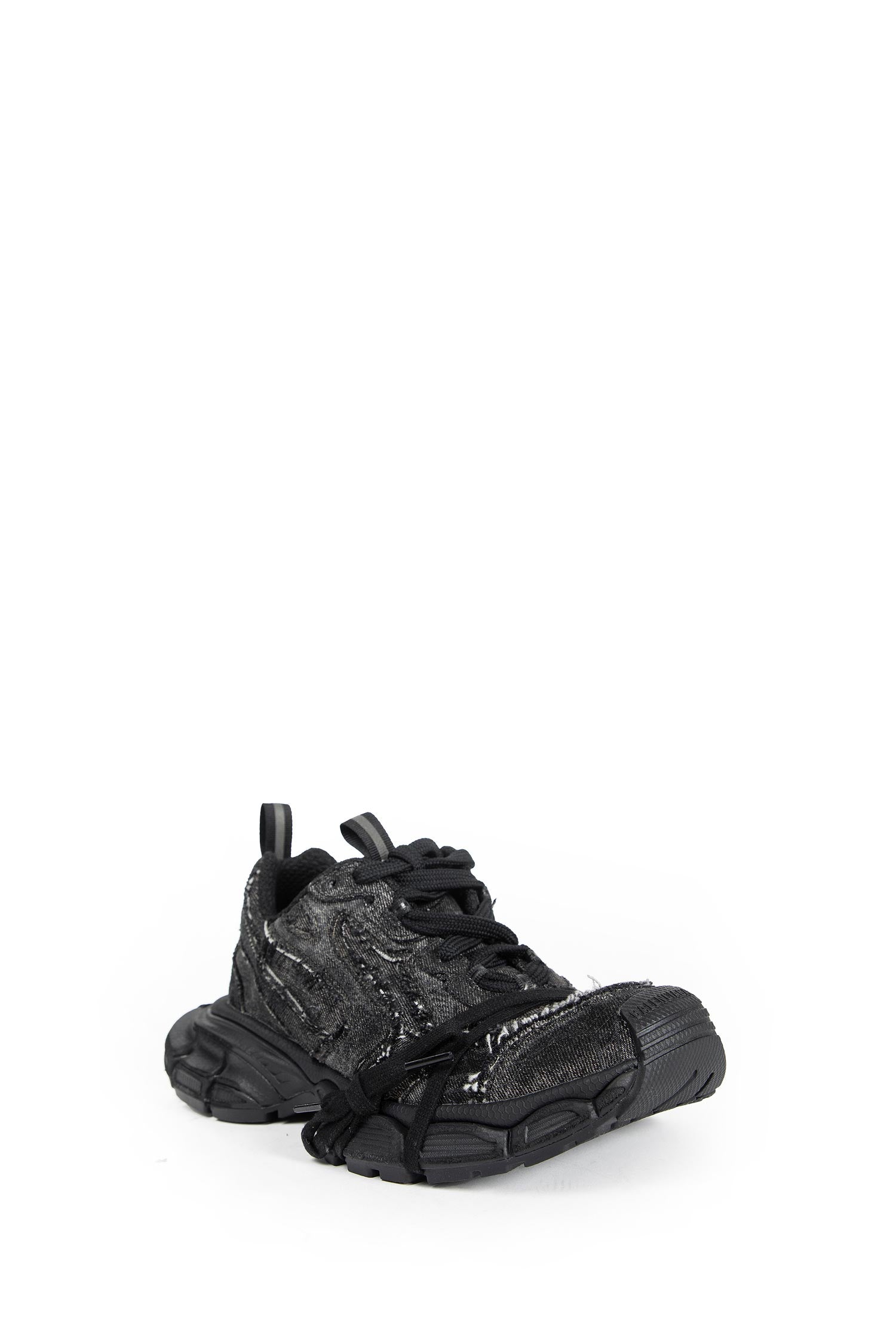 BALENCIAGA MAN BLACK SNEAKERS