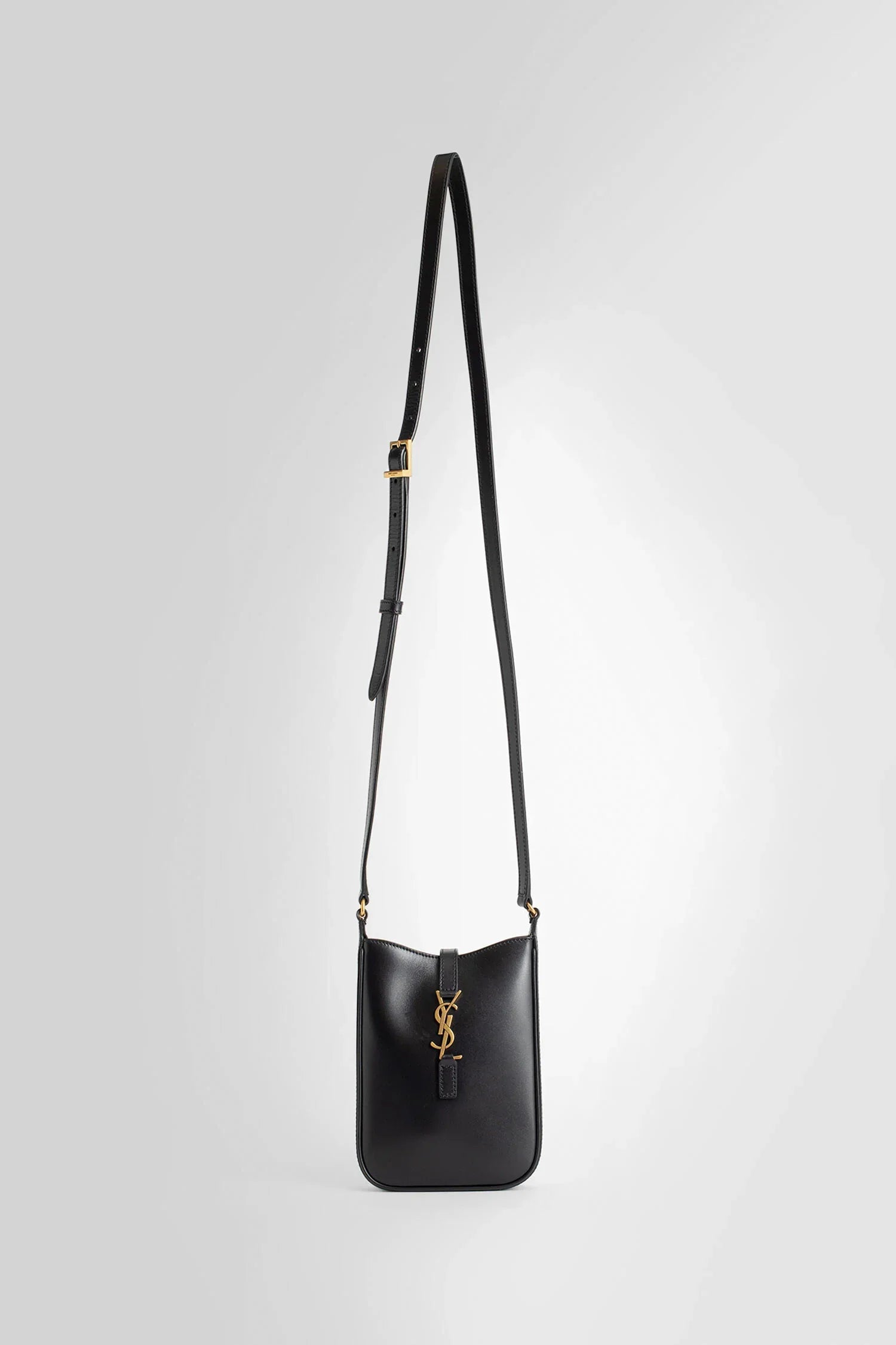 SAINT LAURENT WOMAN BLACK SHOULDER BAGS SAINT LAURENT SHOULDER BAGS
