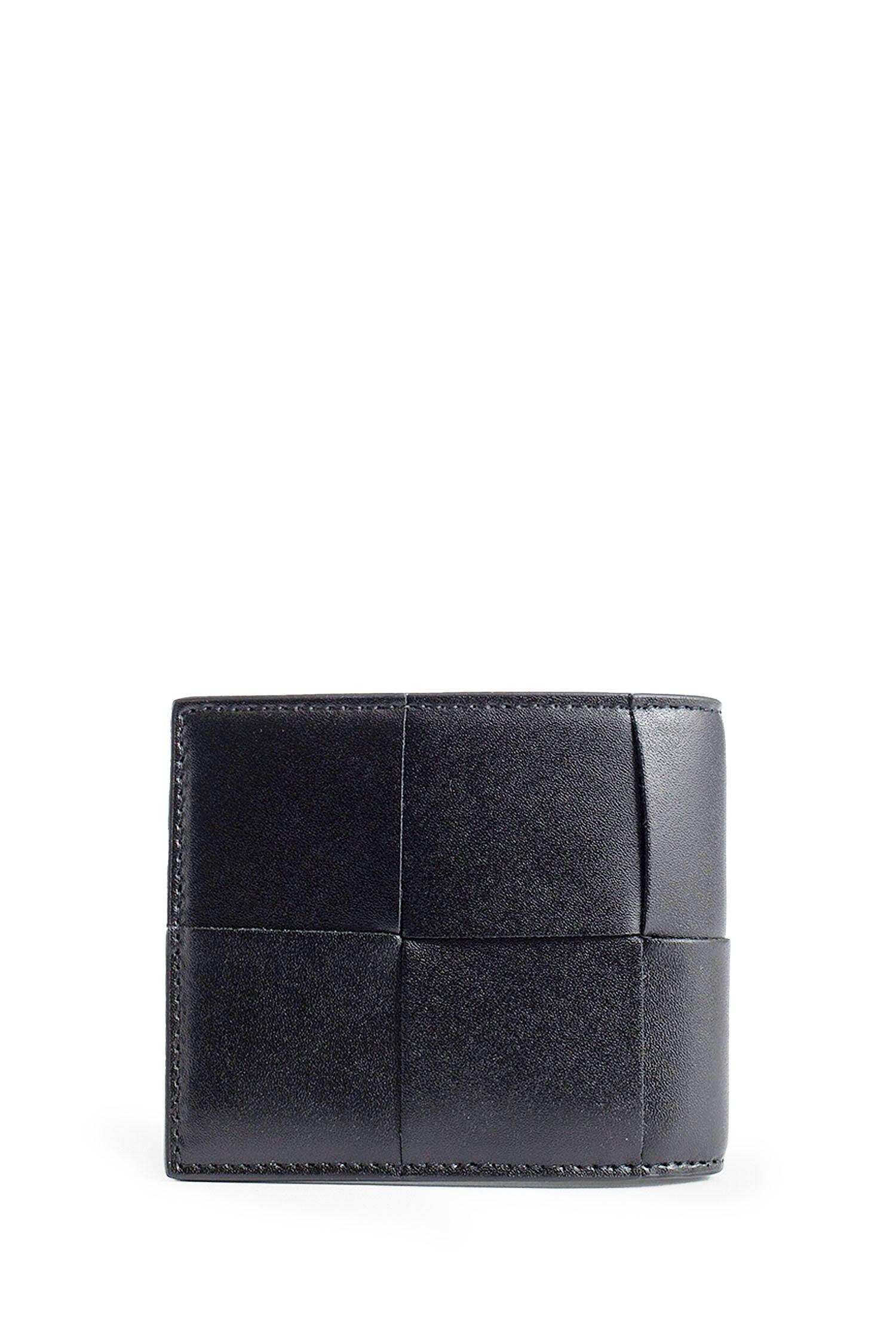Grained Leather Bi-Fold Wallet - Antonioli.eu