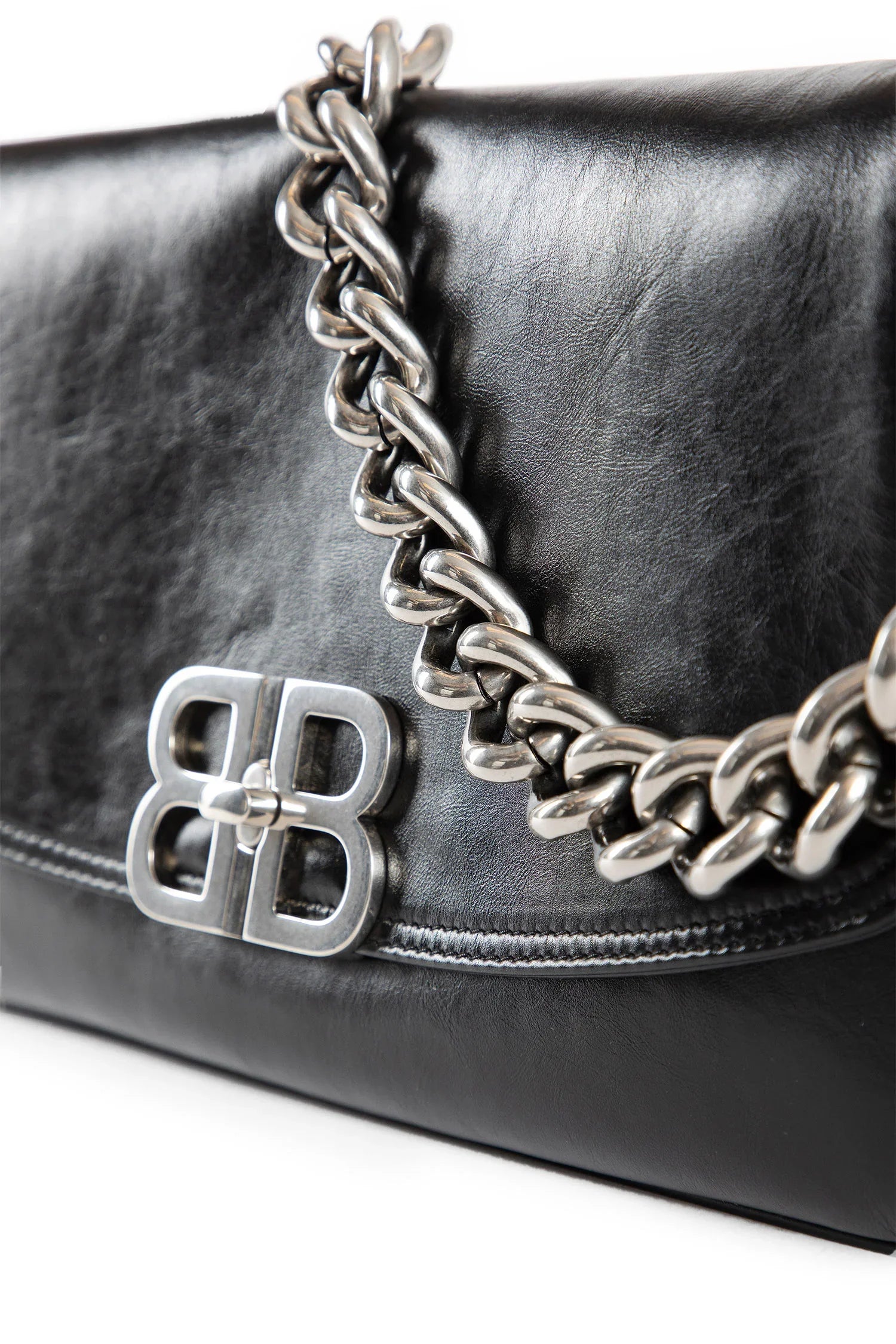 Medium BB Soft Medium Flap Bag - Antonioli.eu