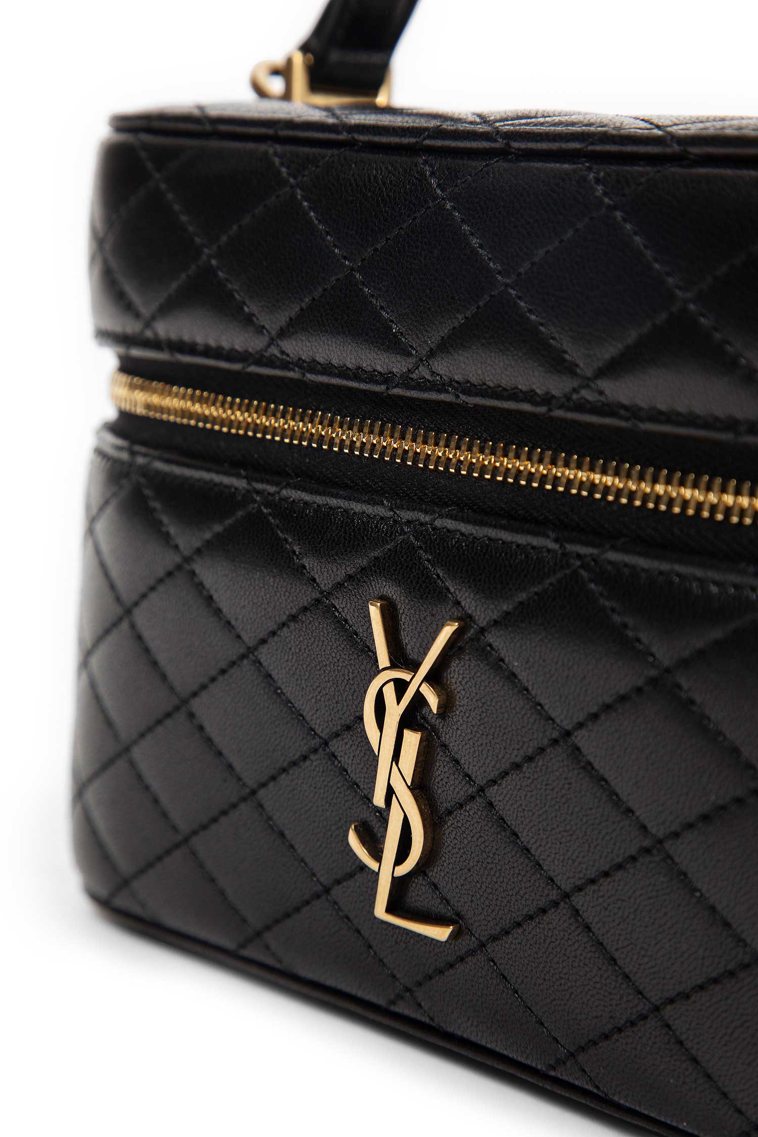 Gaby Vanity Bag in Leather - Antonioli.eu