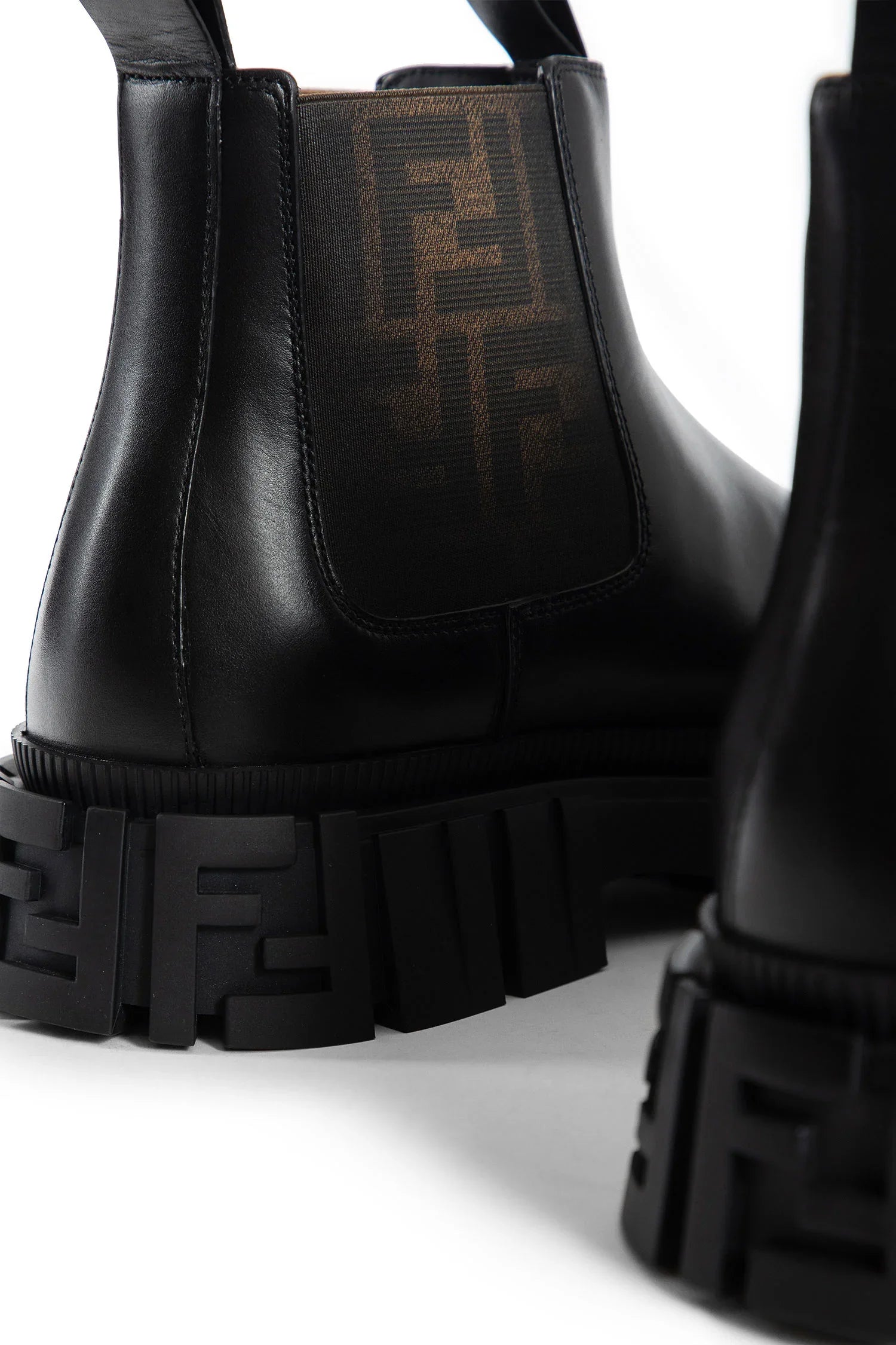Fendi Force Chelsea Boots - Antonioli.eu