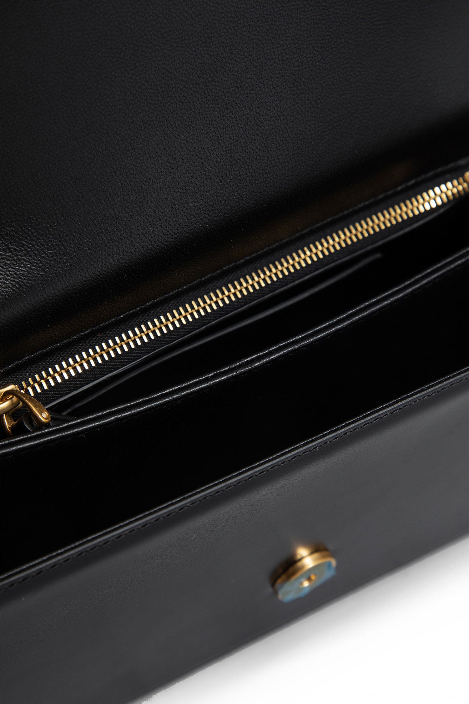 Vain Bag With Handle in Leather - Antonioli.eu