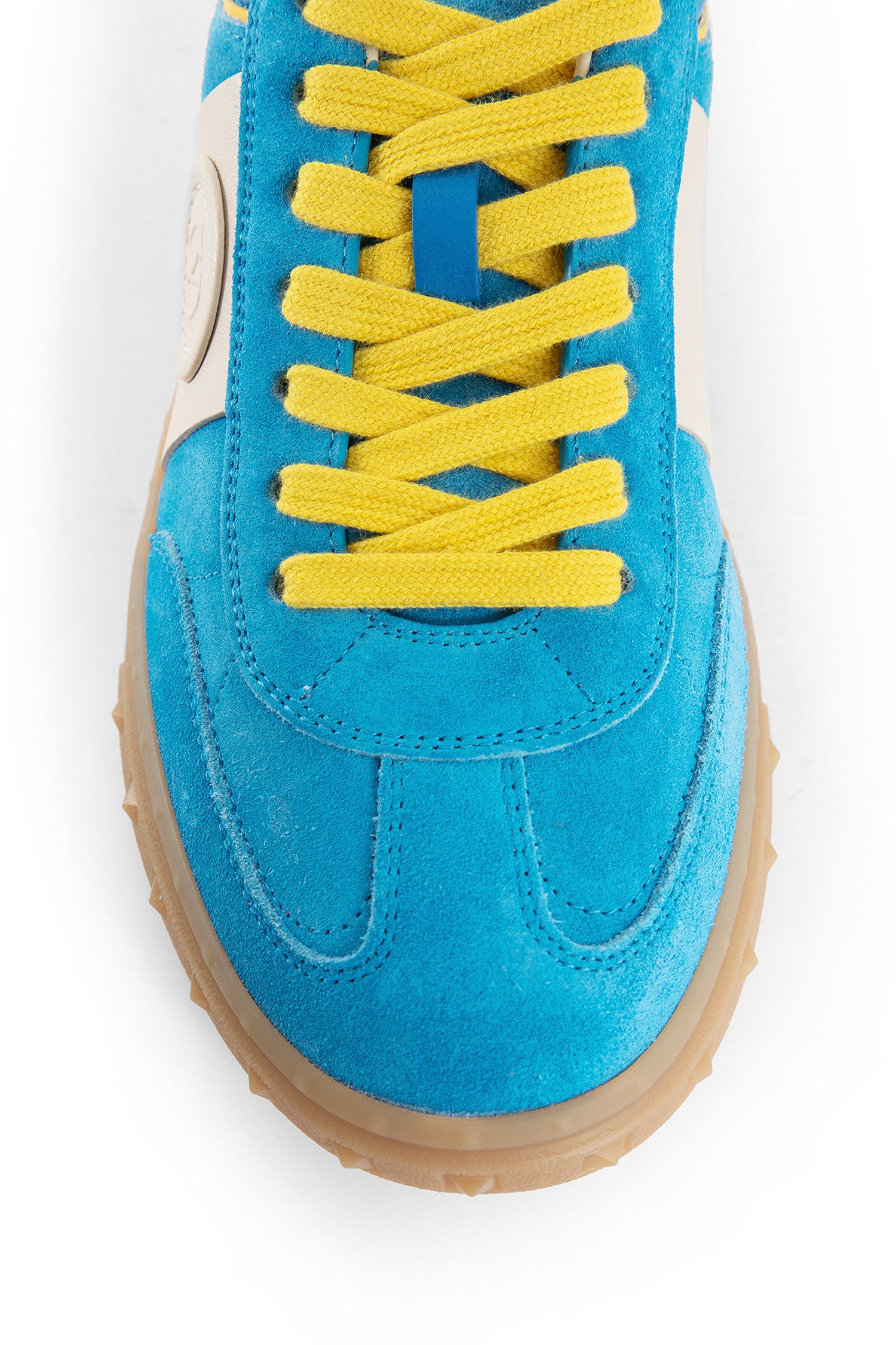 Upvillage Sneakers