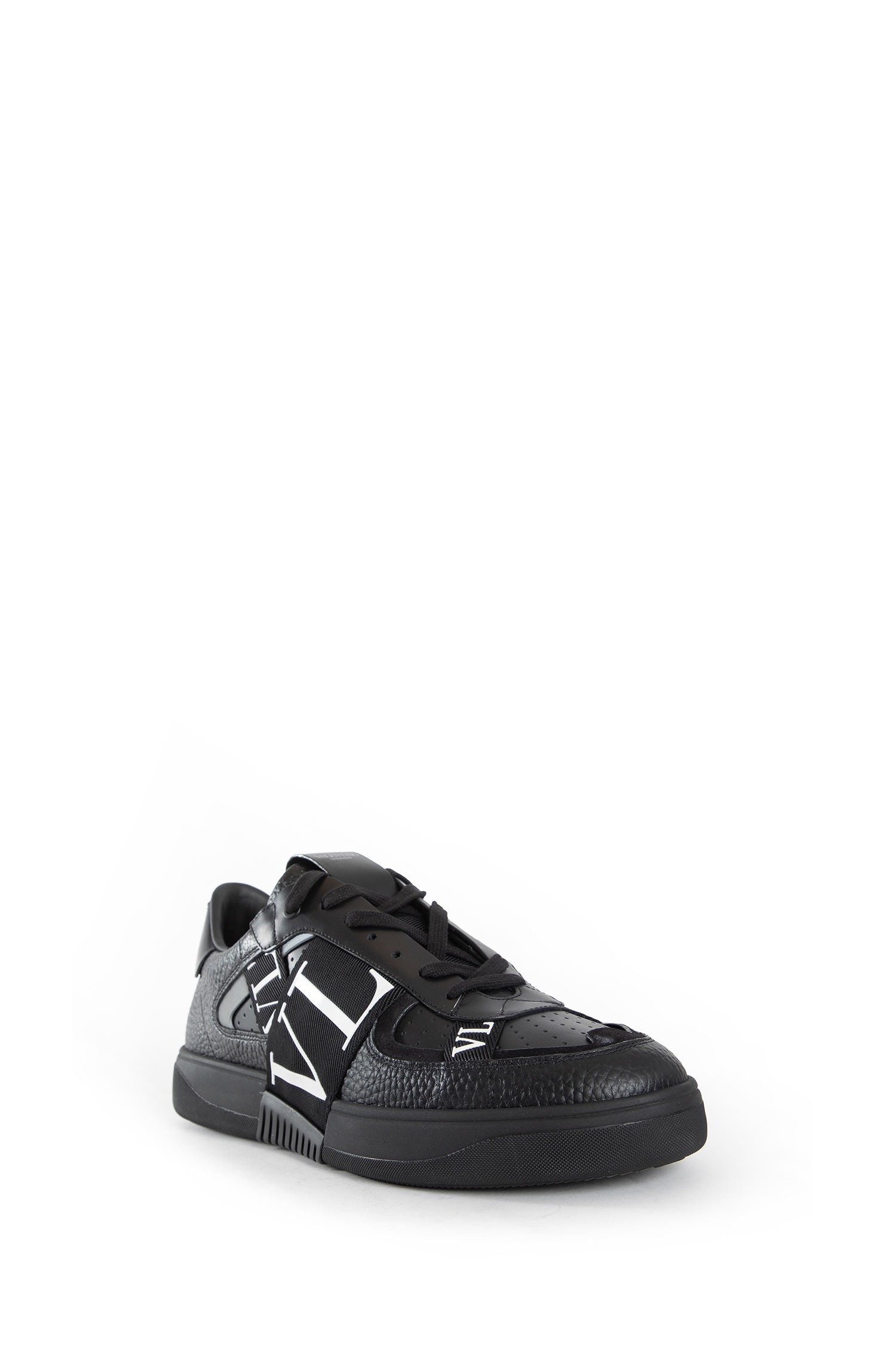 VL7N Sneakers