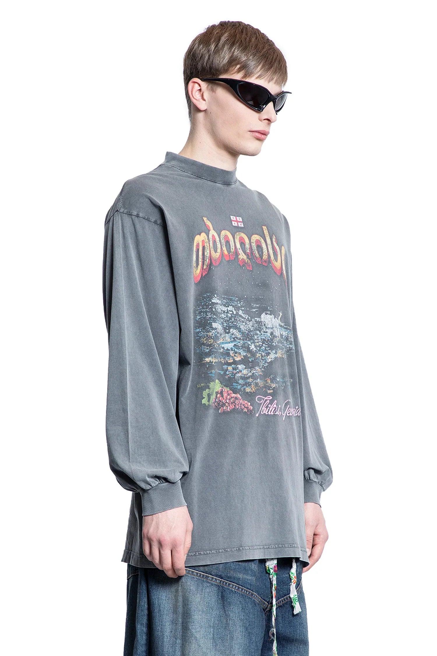 Tbilisi Long Sleeve T-shirt Large Fit - Antonioli.eu