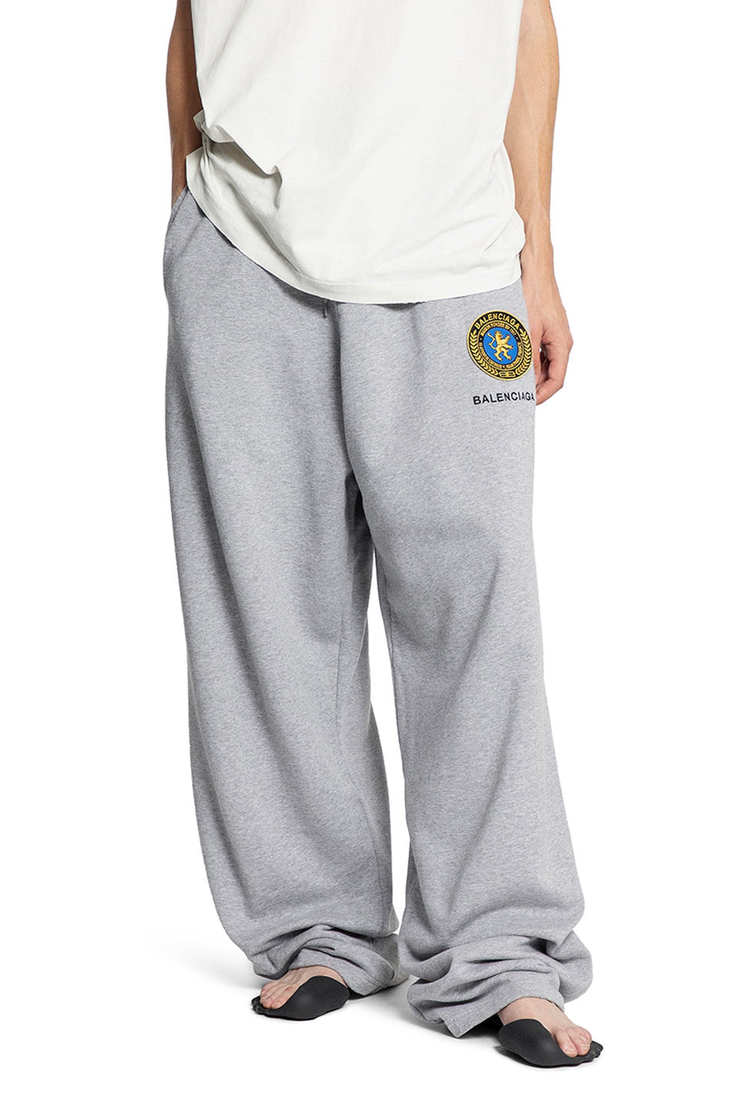 Uniform Patch Oversized Sweatpants - Antonioli.eu