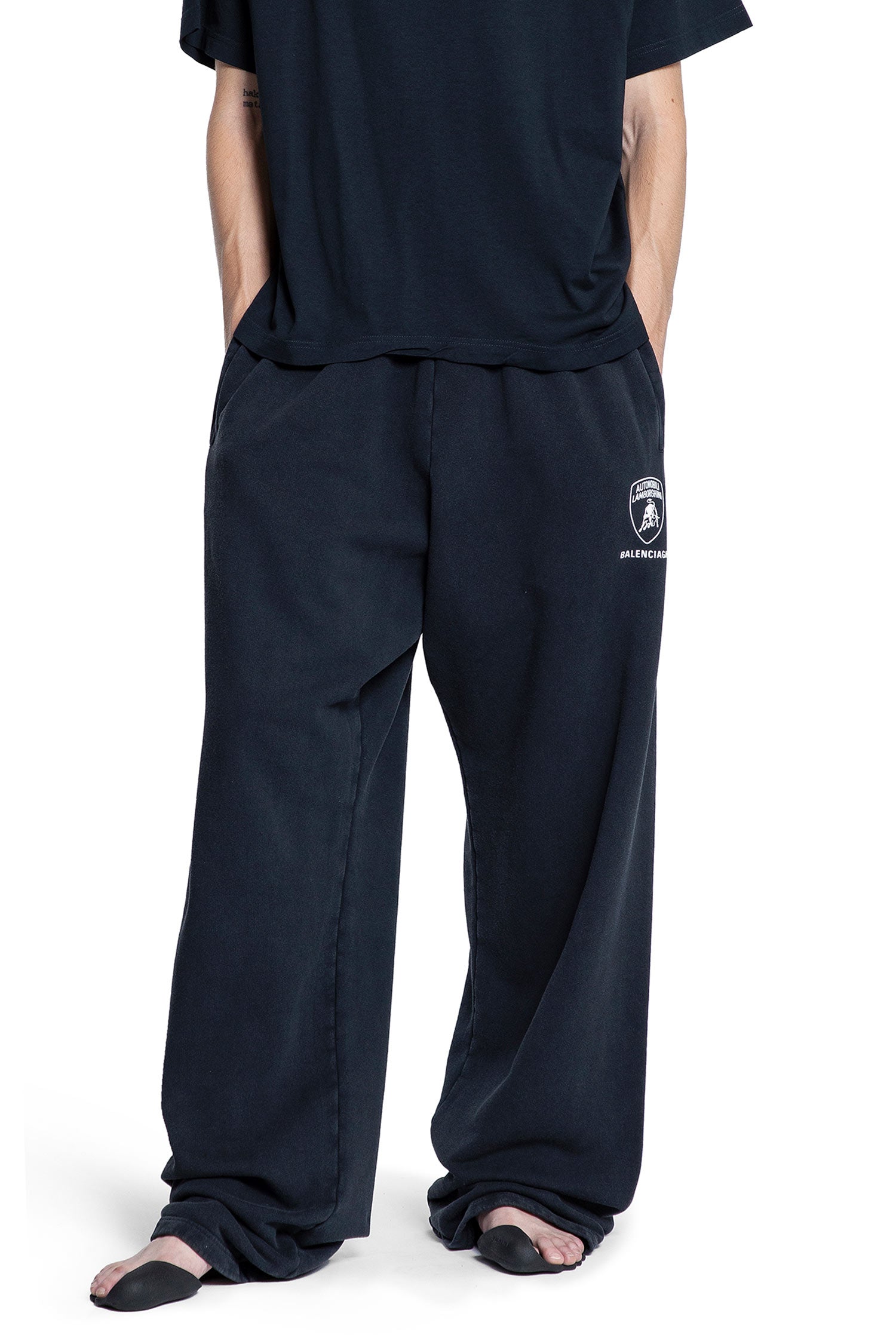 Lamborghini Collaboration Oversized Sweatpants - Antonioli.eu