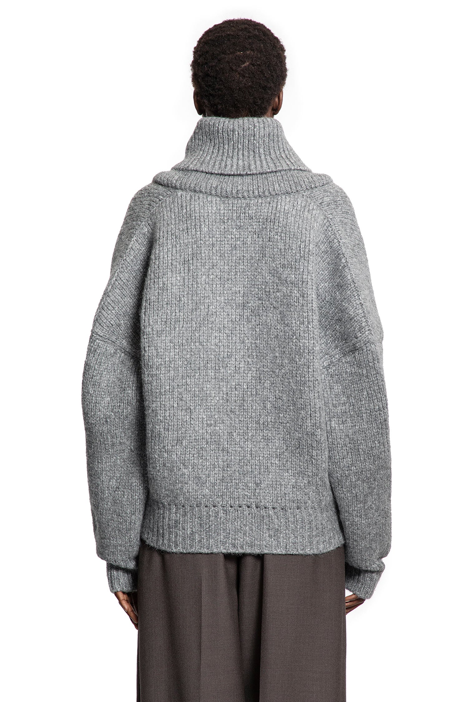 Shawl Sweater in Chunky Knit - Antonioli.eu