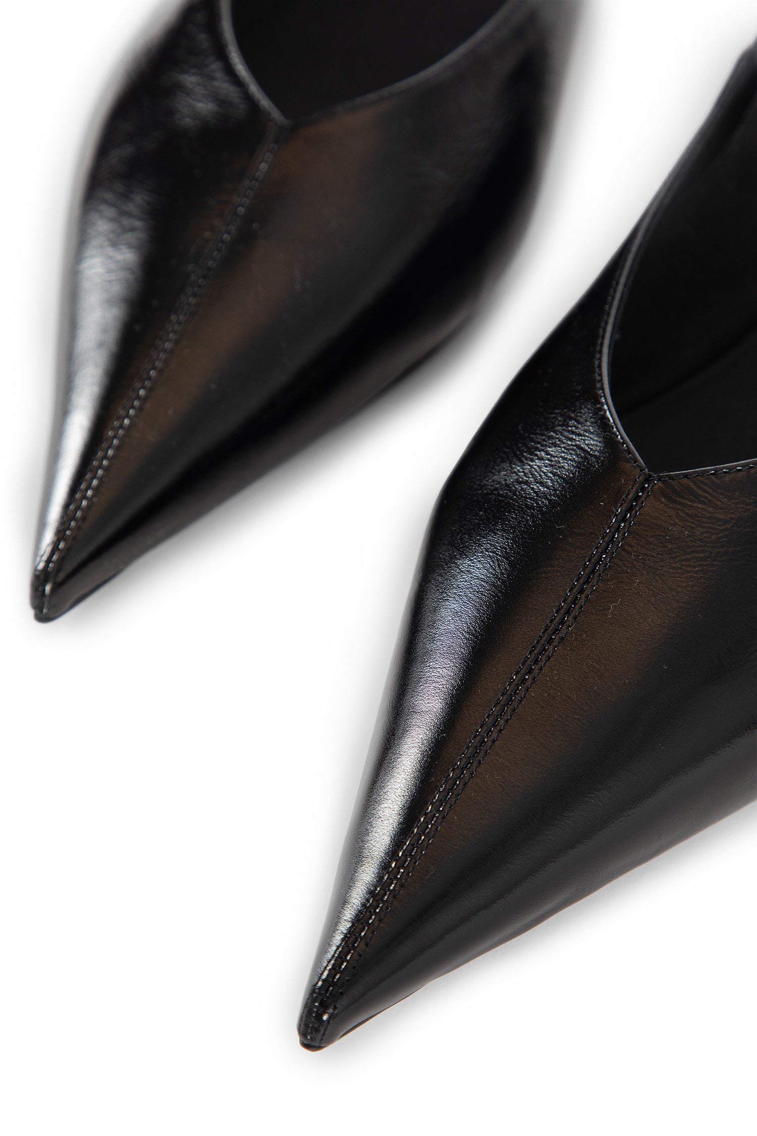 Carolyn Leather Ballet Flats - Antonioli.eu
