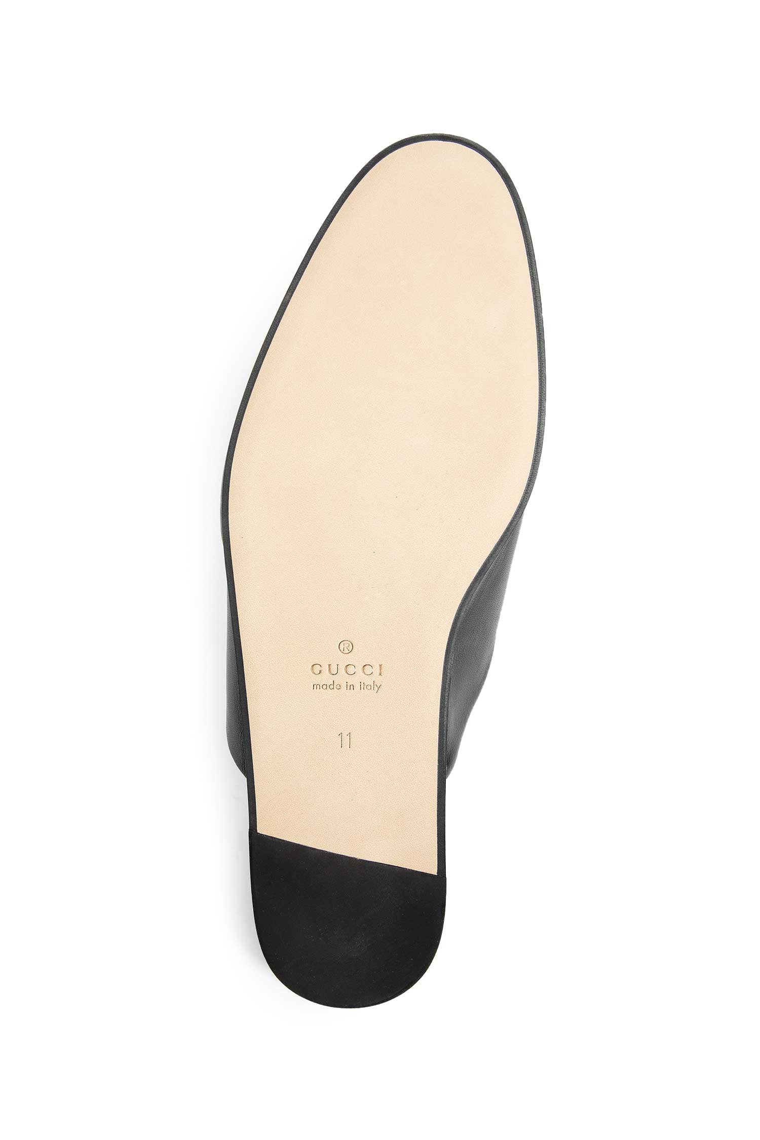 GUCCI MAN BLACK SANDALS & SLIDES