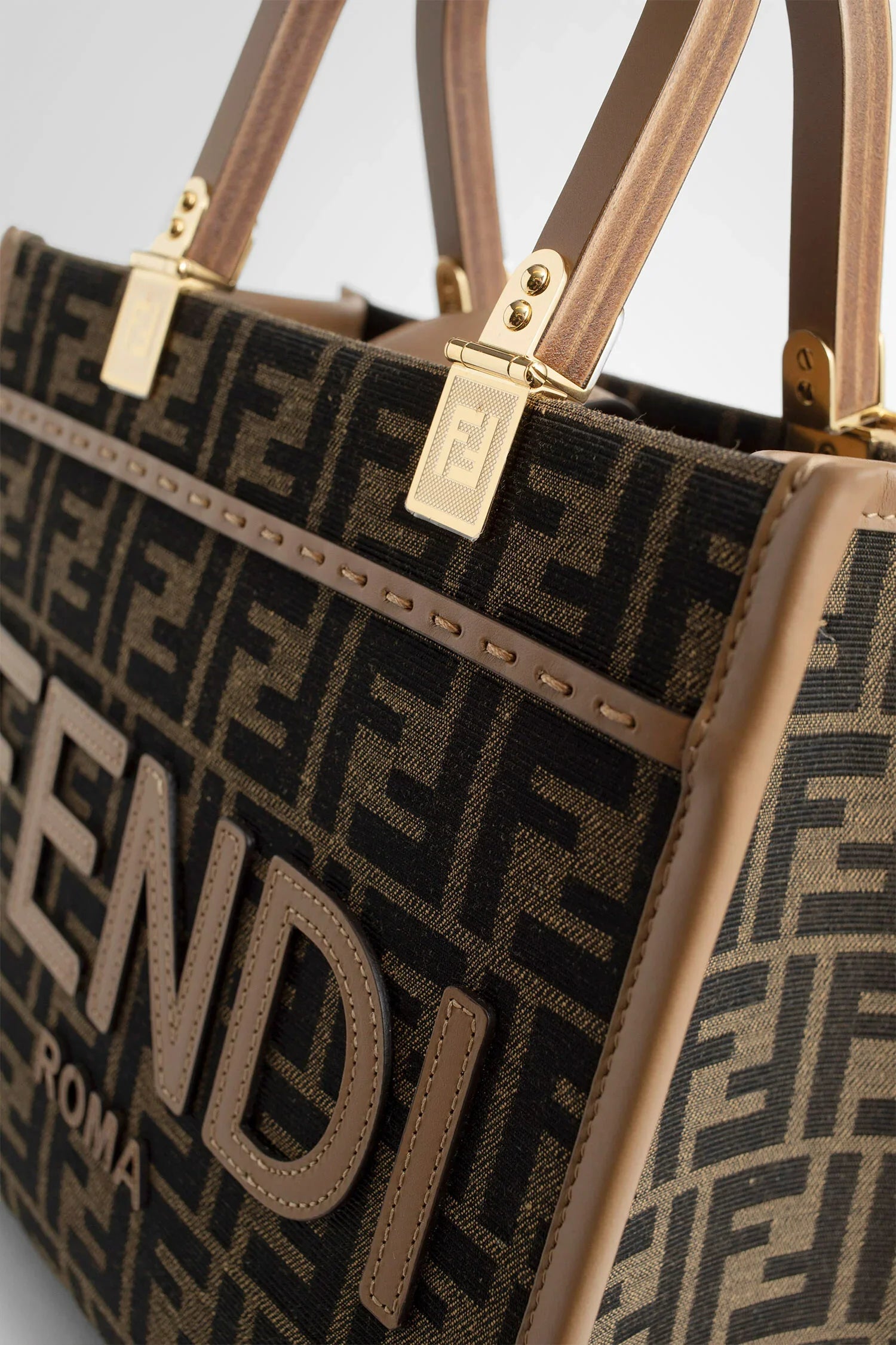 Fendi sunshine small top handle bag - Antonioli.eu