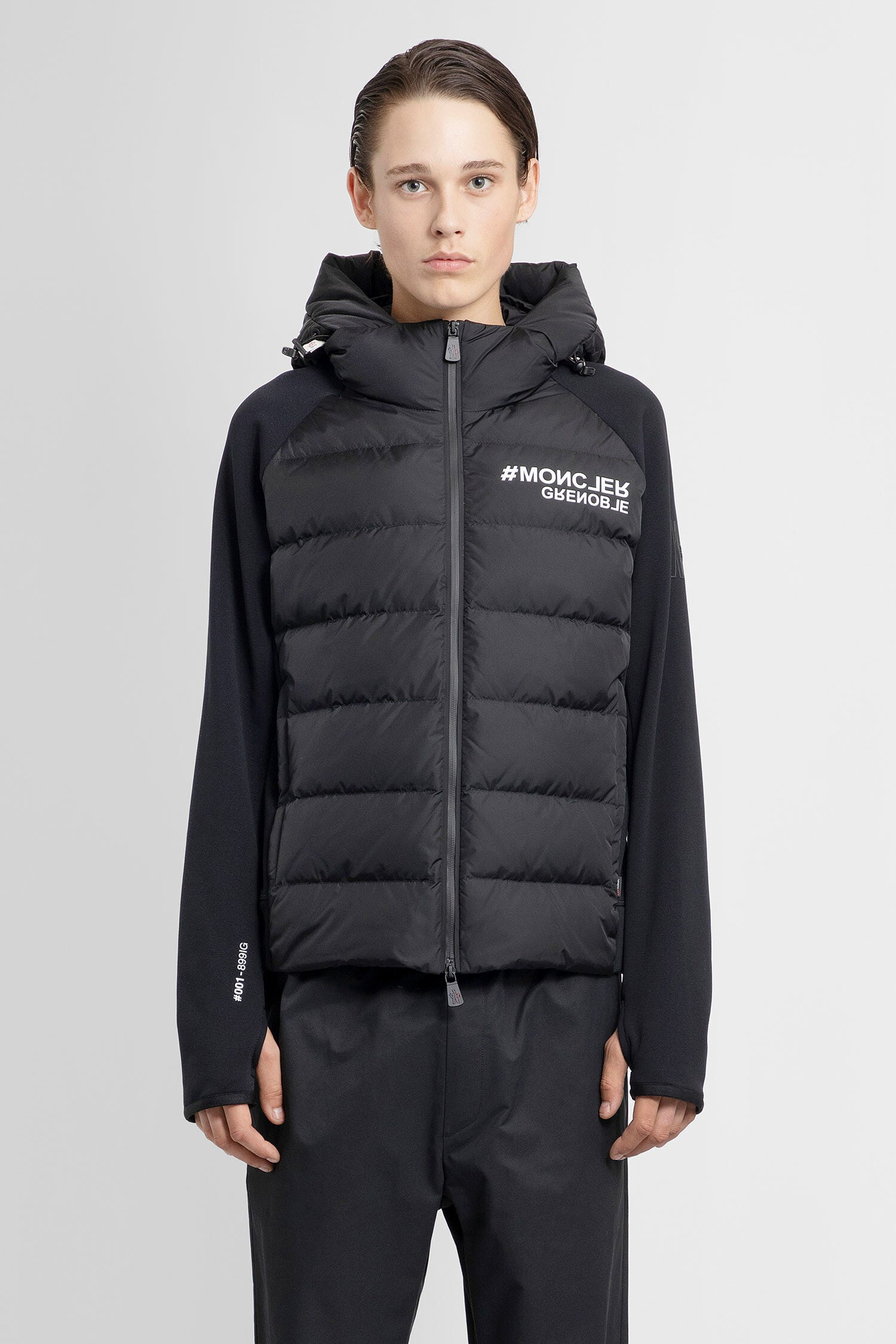 MONCLER GRENOBLE MAN BLACK SWEATSHIRTS