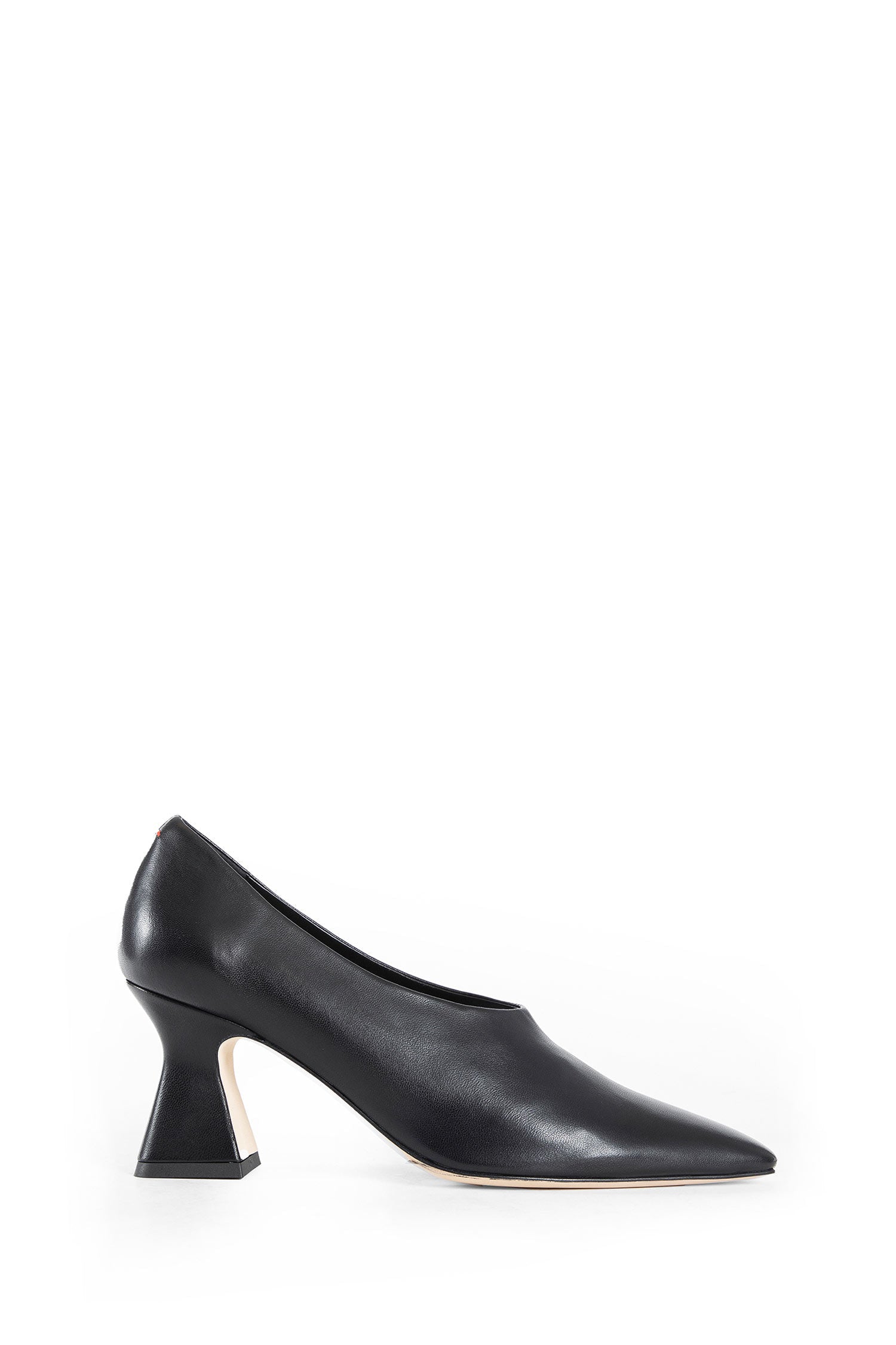 Nova Regal Pumps - Antonioli.eu