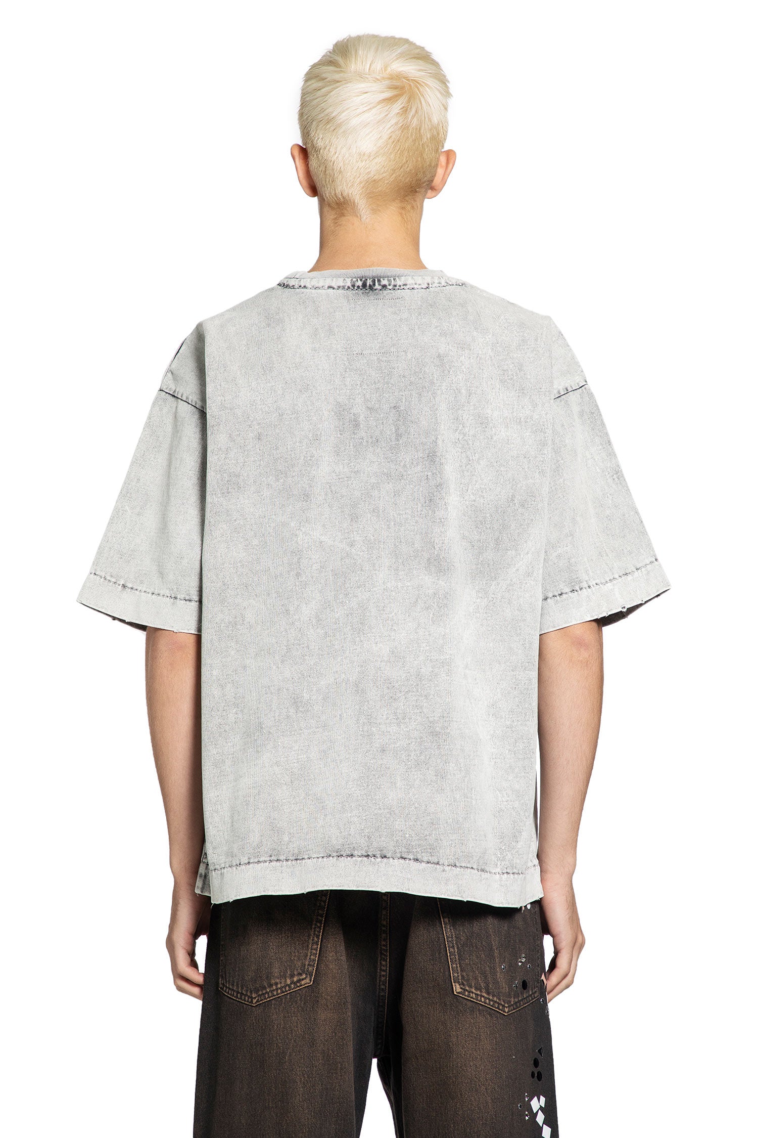 Amateur Sewn Tee