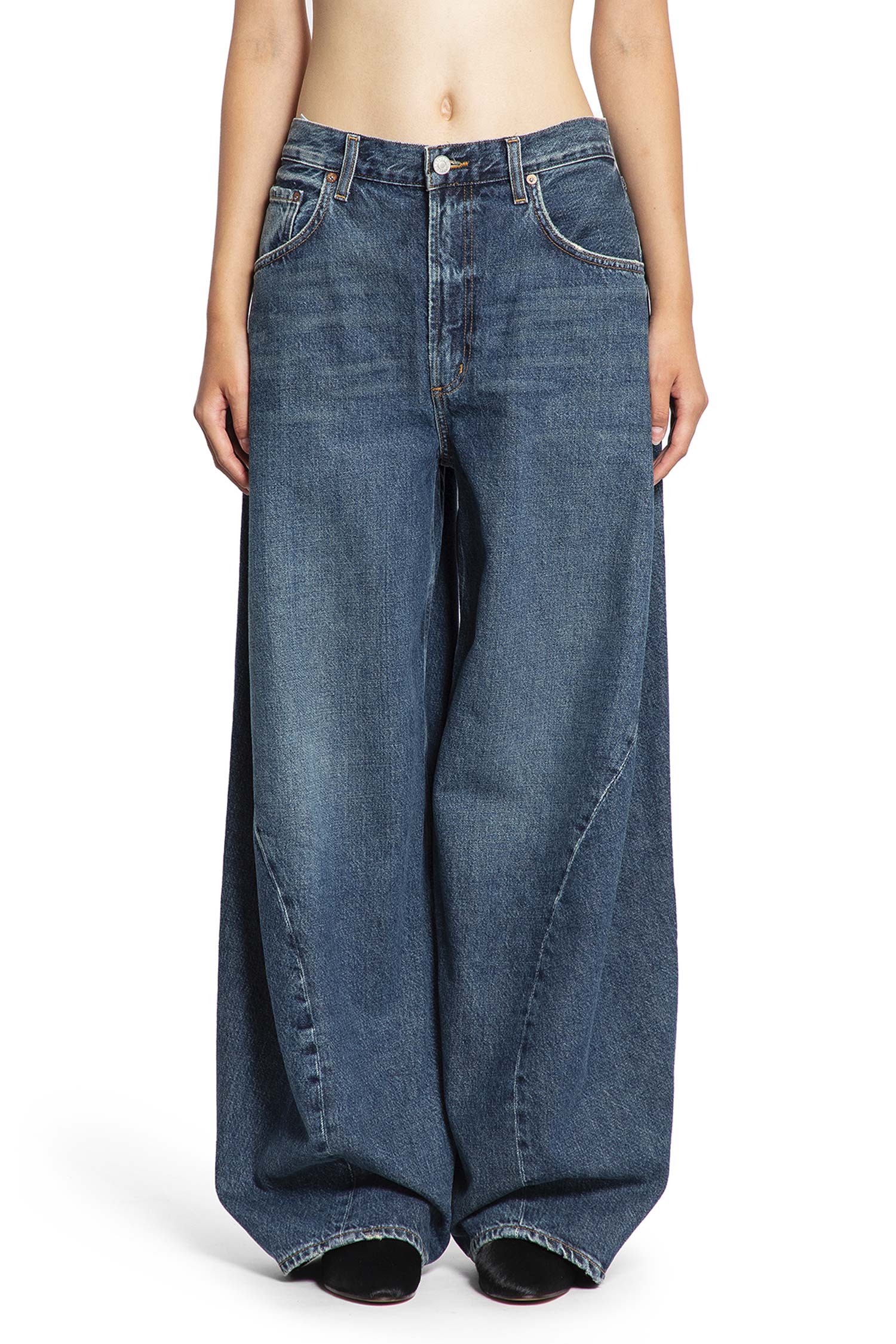 Twist Wide-Leg Jeans