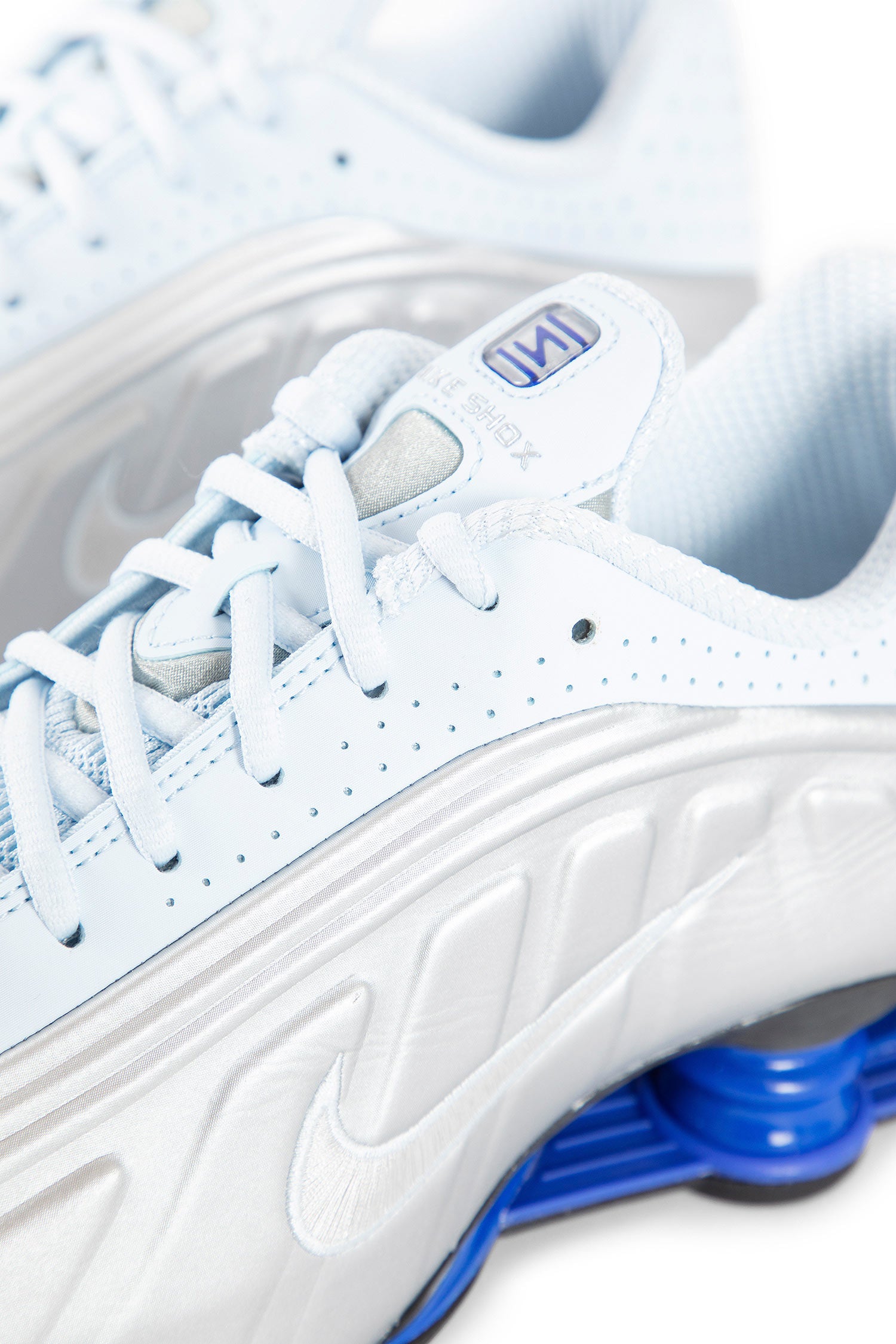 Shox R4 Sneakers - Antonioli.eu