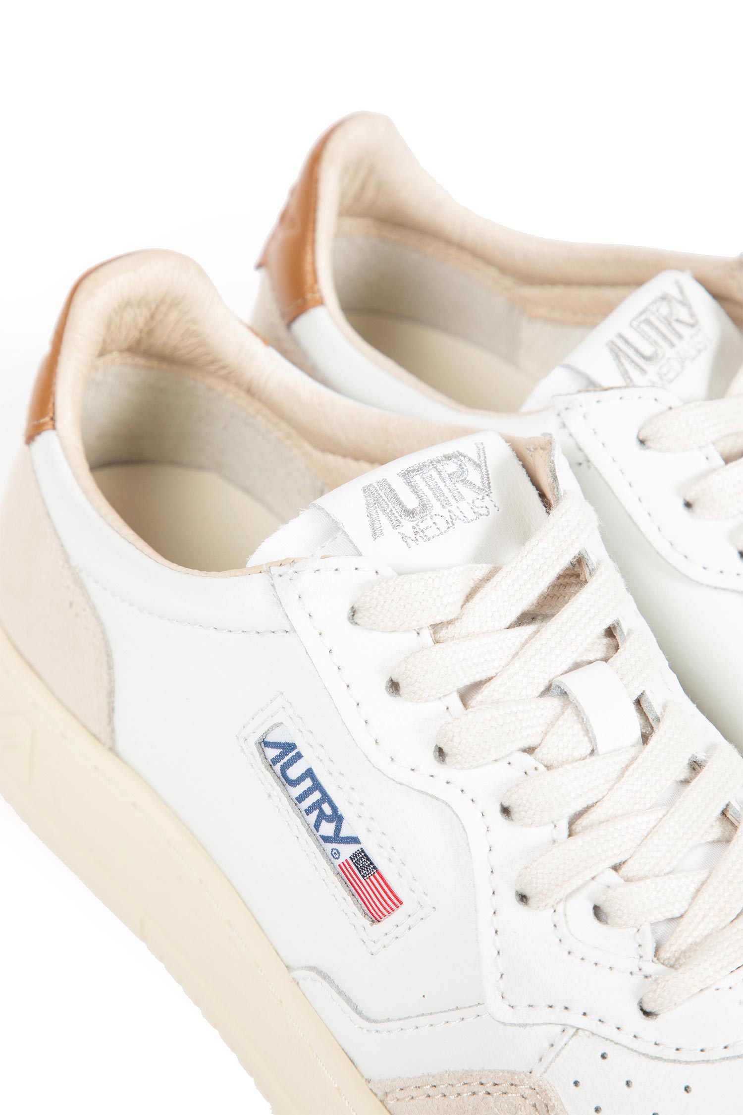 Medalist Low Sneakers