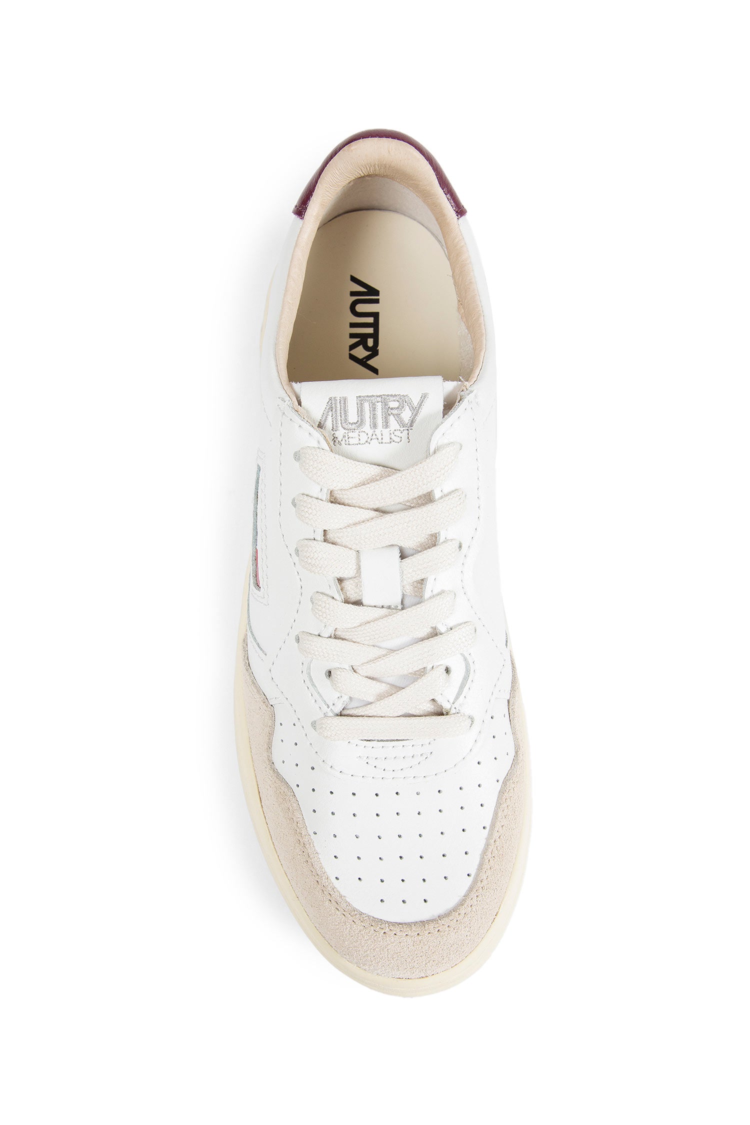 Medalist Low Sneakers